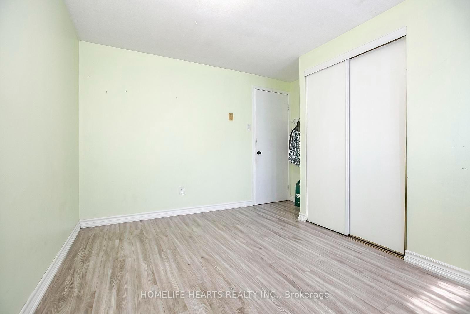 Photo 30 of 21 Jackman Drive, Brampton, Northgate — HOMEH
