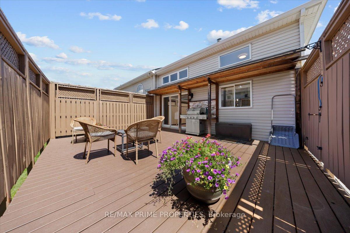 Photo 16 of 201 Gladeview Private, Ottawa, Upper Hunt Club — HOMEH
