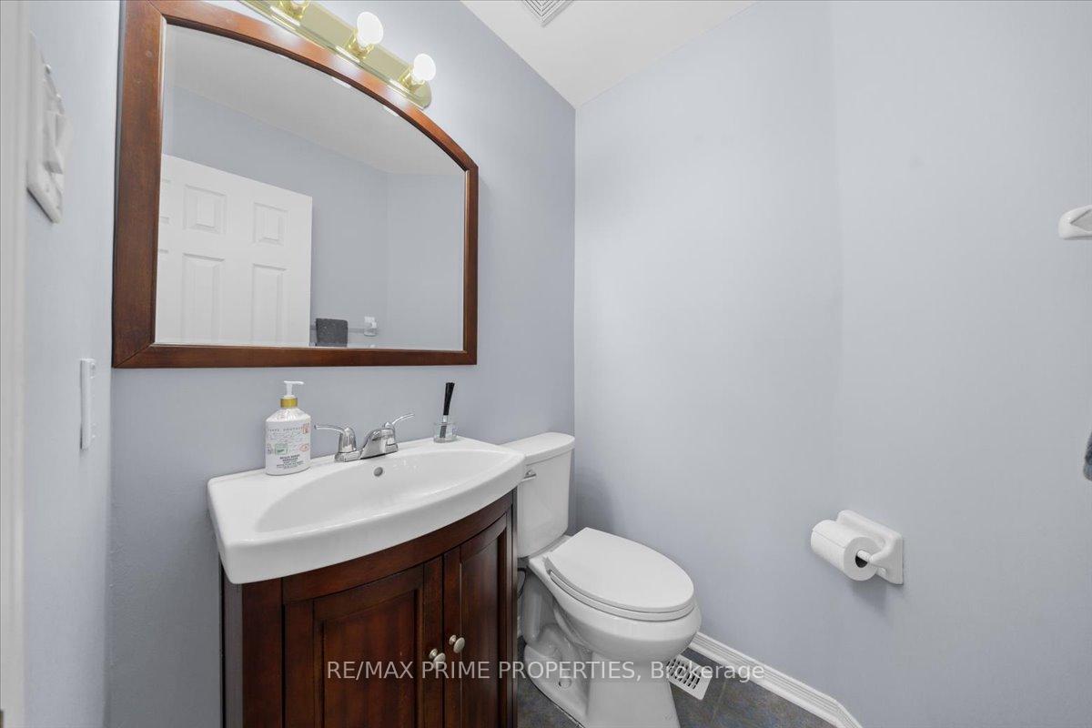 Photo 19 of 201 Gladeview Private, Ottawa, Upper Hunt Club — HOMEH