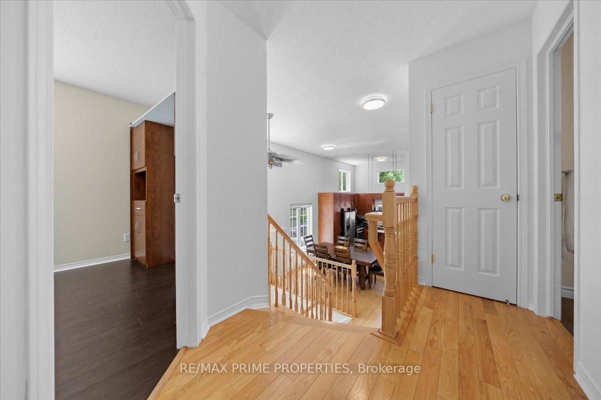 Photo 20 of 201 Gladeview Private, Ottawa, Upper Hunt Club — HOMEH