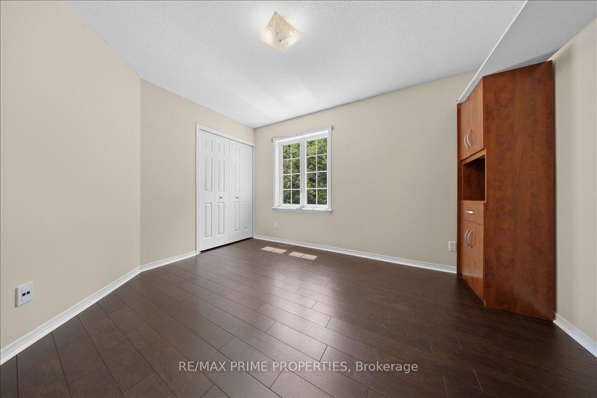 Photo 21 of 201 Gladeview Private, Ottawa, Upper Hunt Club — HOMEH