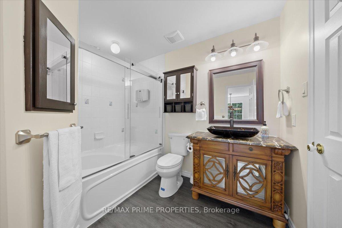 Photo 27 of 201 Gladeview Private, Ottawa, Upper Hunt Club — HOMEH