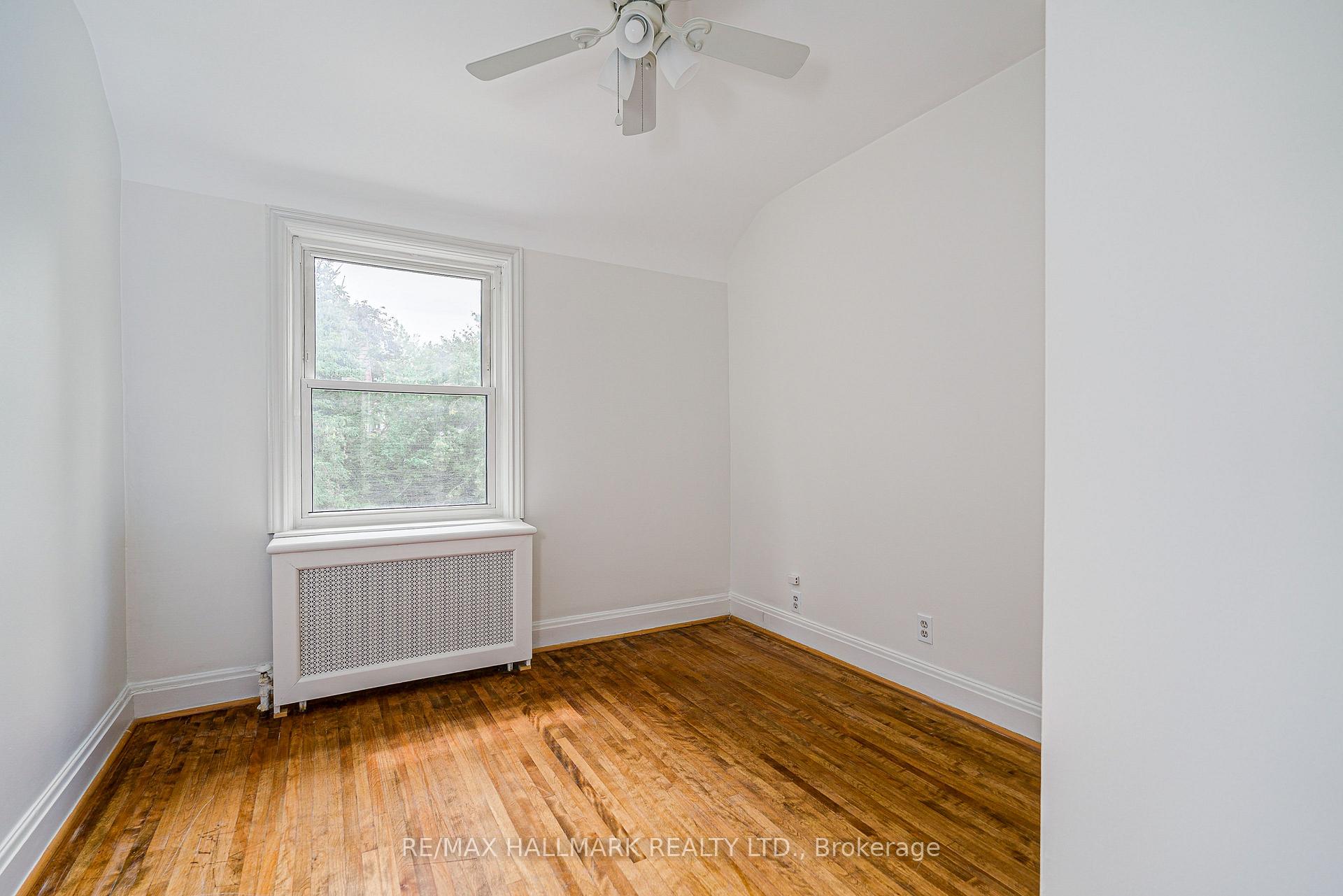Photo 7 of 59 Fairfield Road, Toronto, Mount Pleasant East — HOMEH