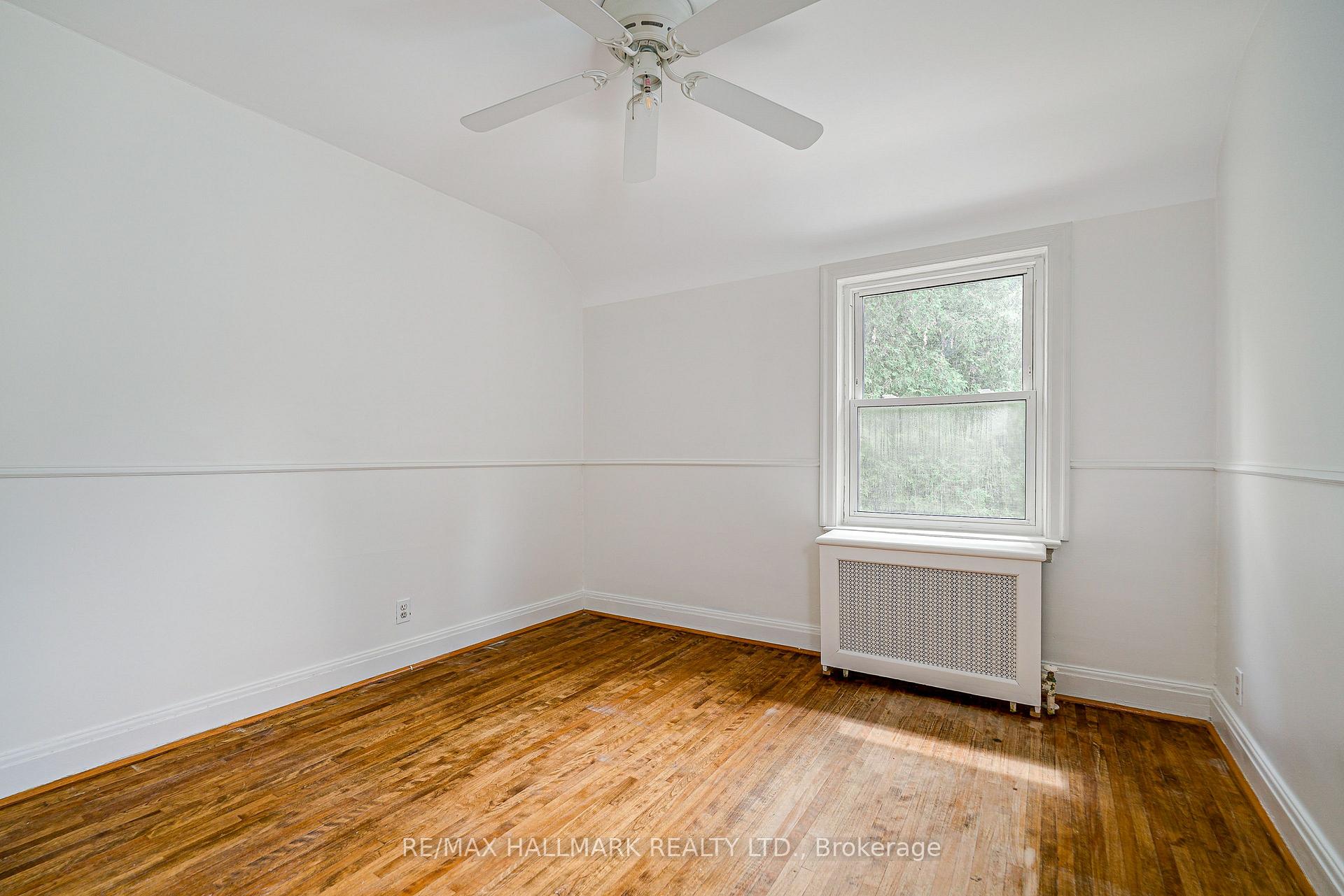 Photo 8 of 59 Fairfield Road, Toronto, Mount Pleasant East — HOMEH