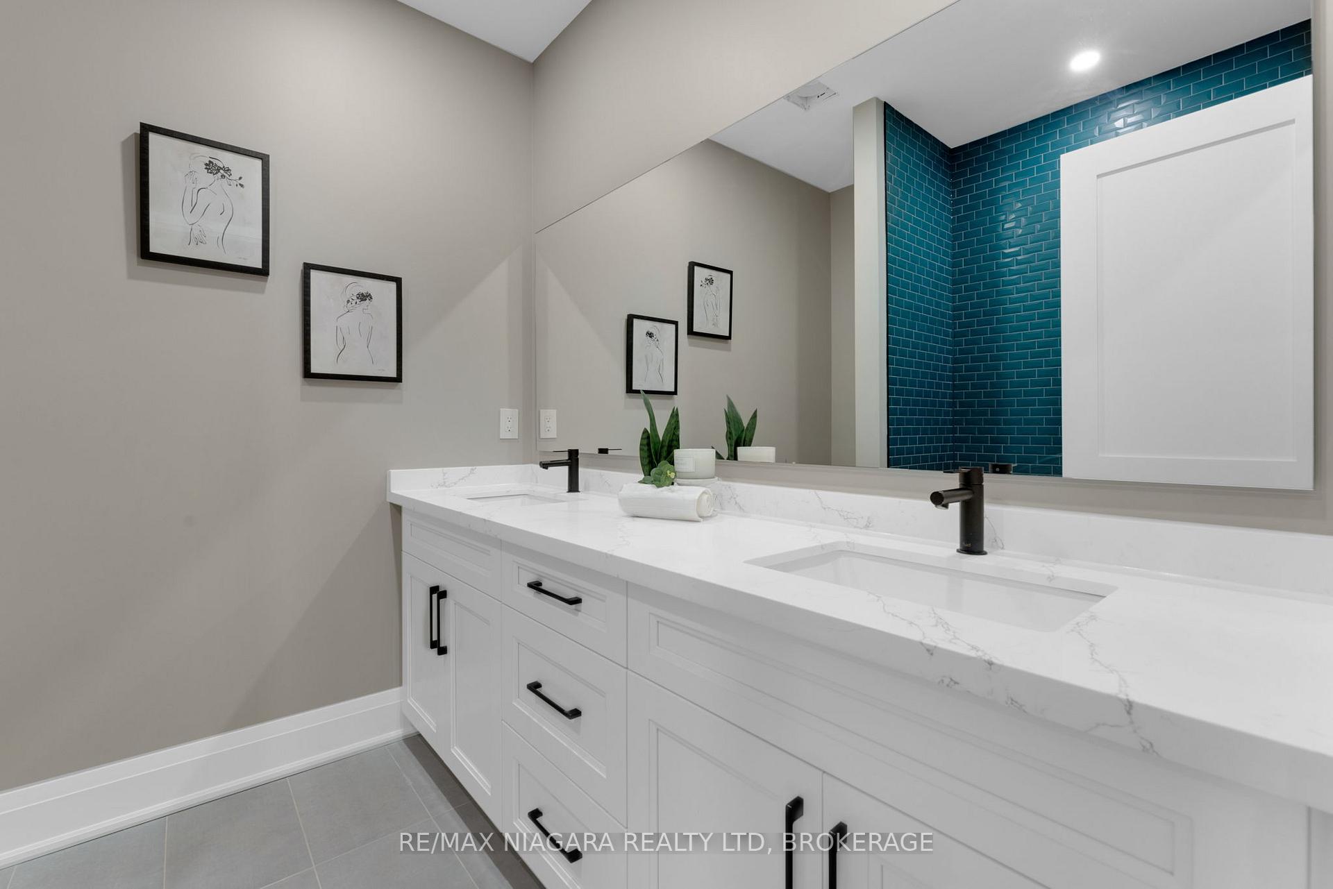 Photo 26 of 6200 Curlin Crescent, Niagara Falls, Forestview — HOMEH