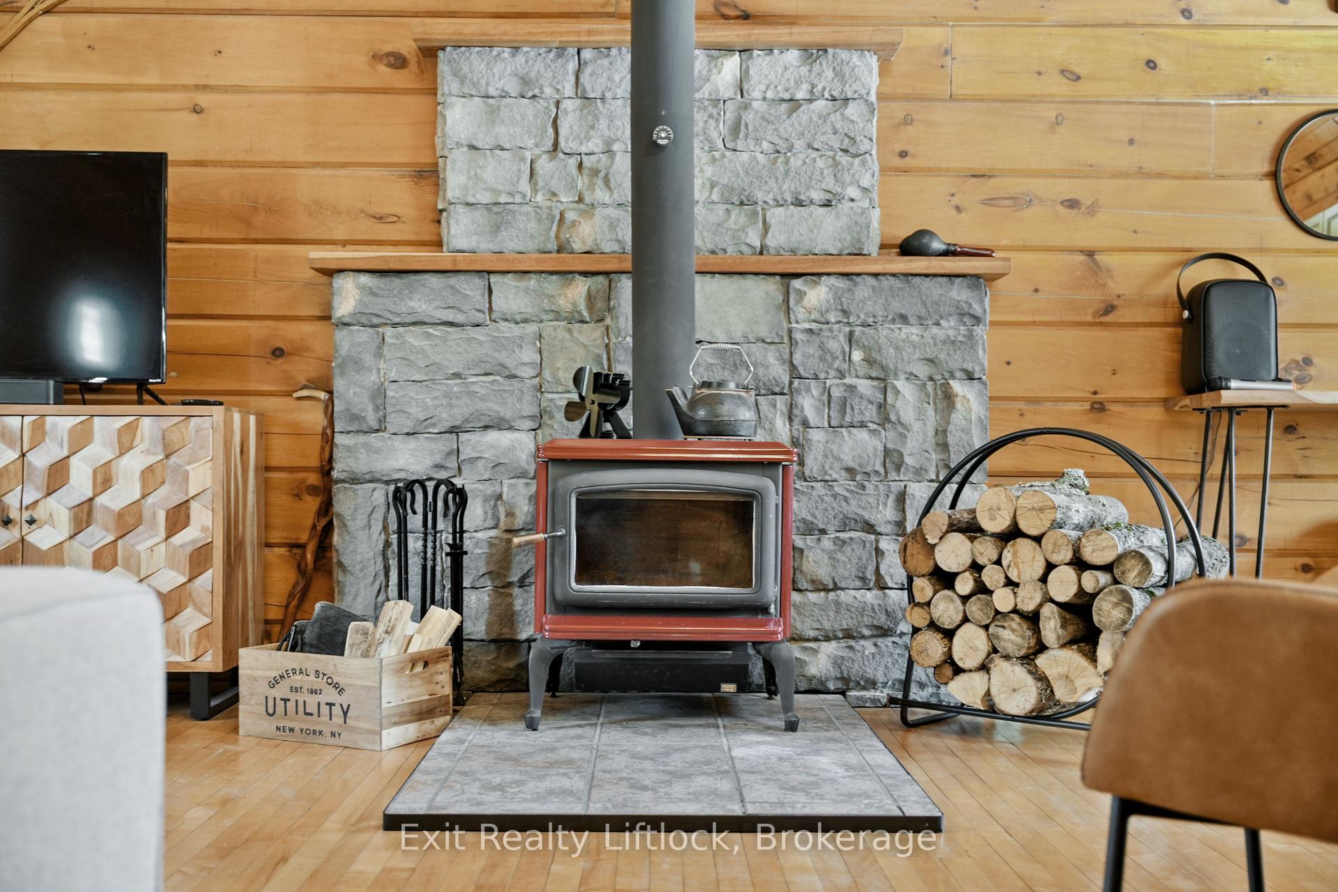 Photo 6 of 3428 County Rd 620, North Kawartha — HOMEH