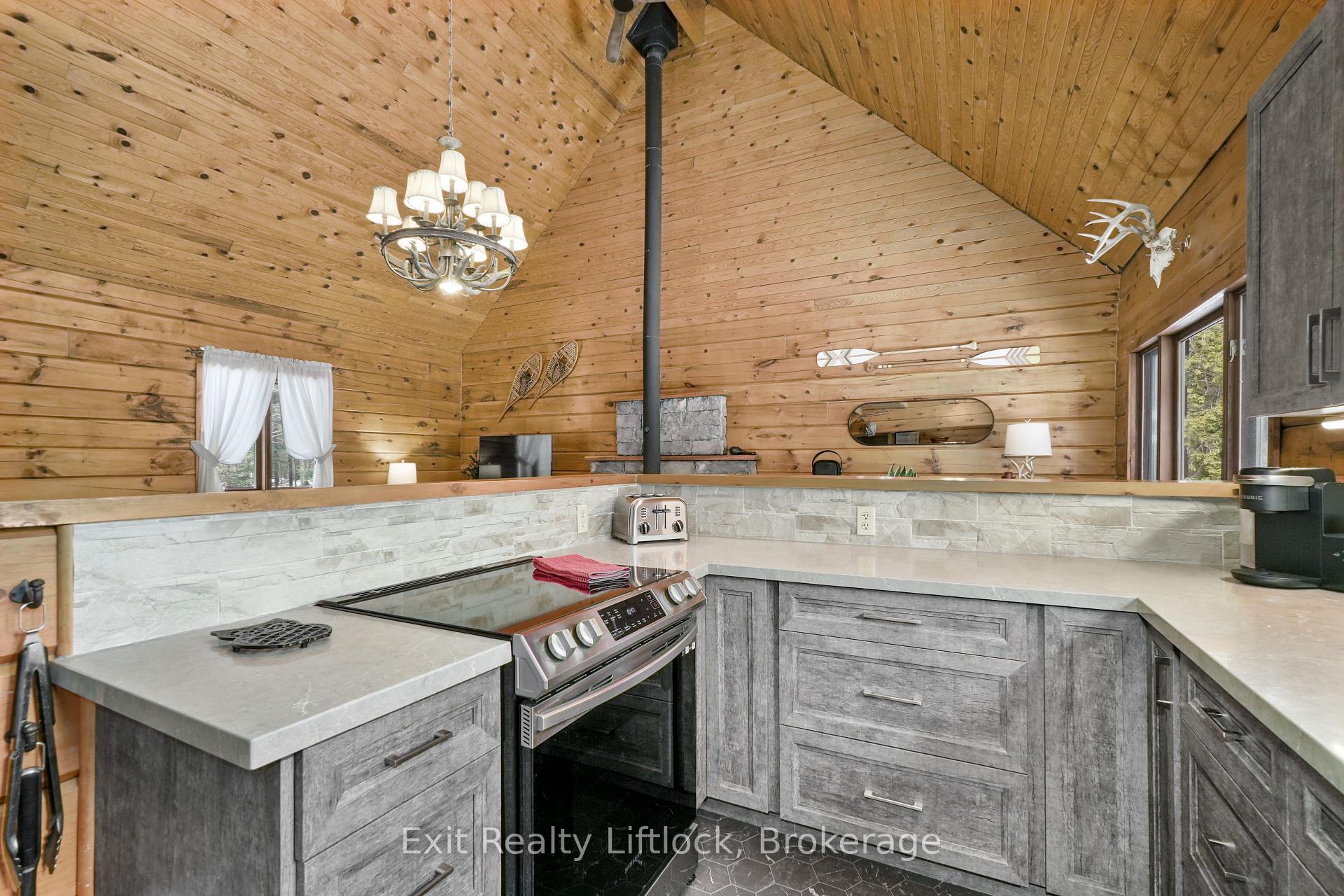 Photo 11 of 3428 County Rd 620, North Kawartha — HOMEH