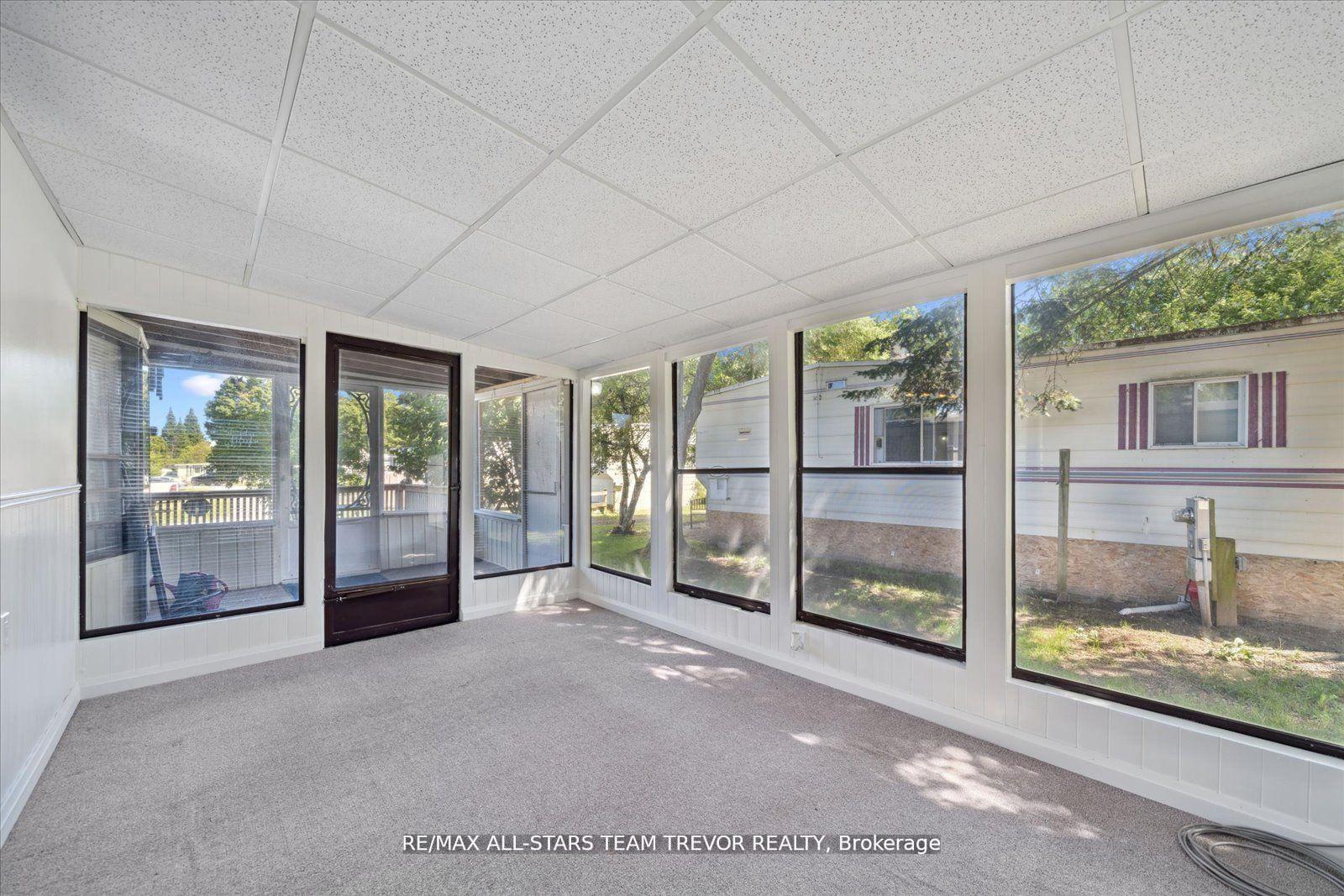 Photo 5 of Unit #336, 285 Crydermans Side Road, Georgina, Baldwin — HOMEH