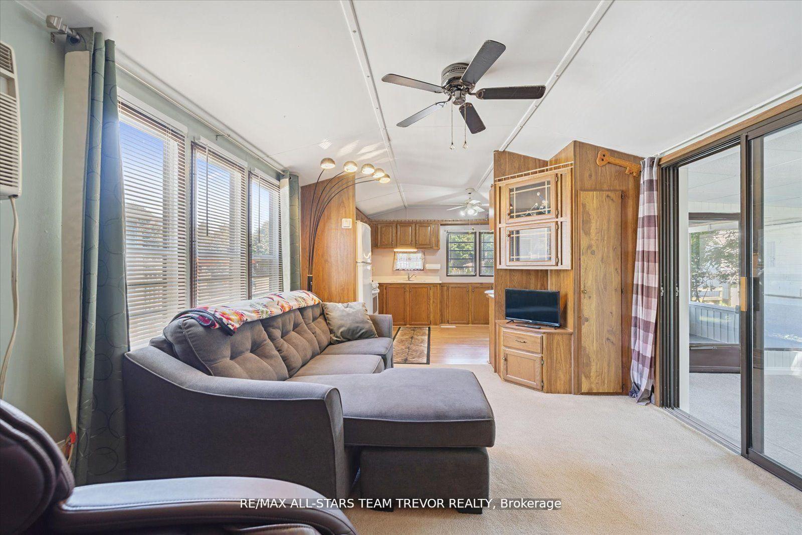 Photo 12 of Unit #336, 285 Crydermans Side Road, Georgina, Baldwin — HOMEH