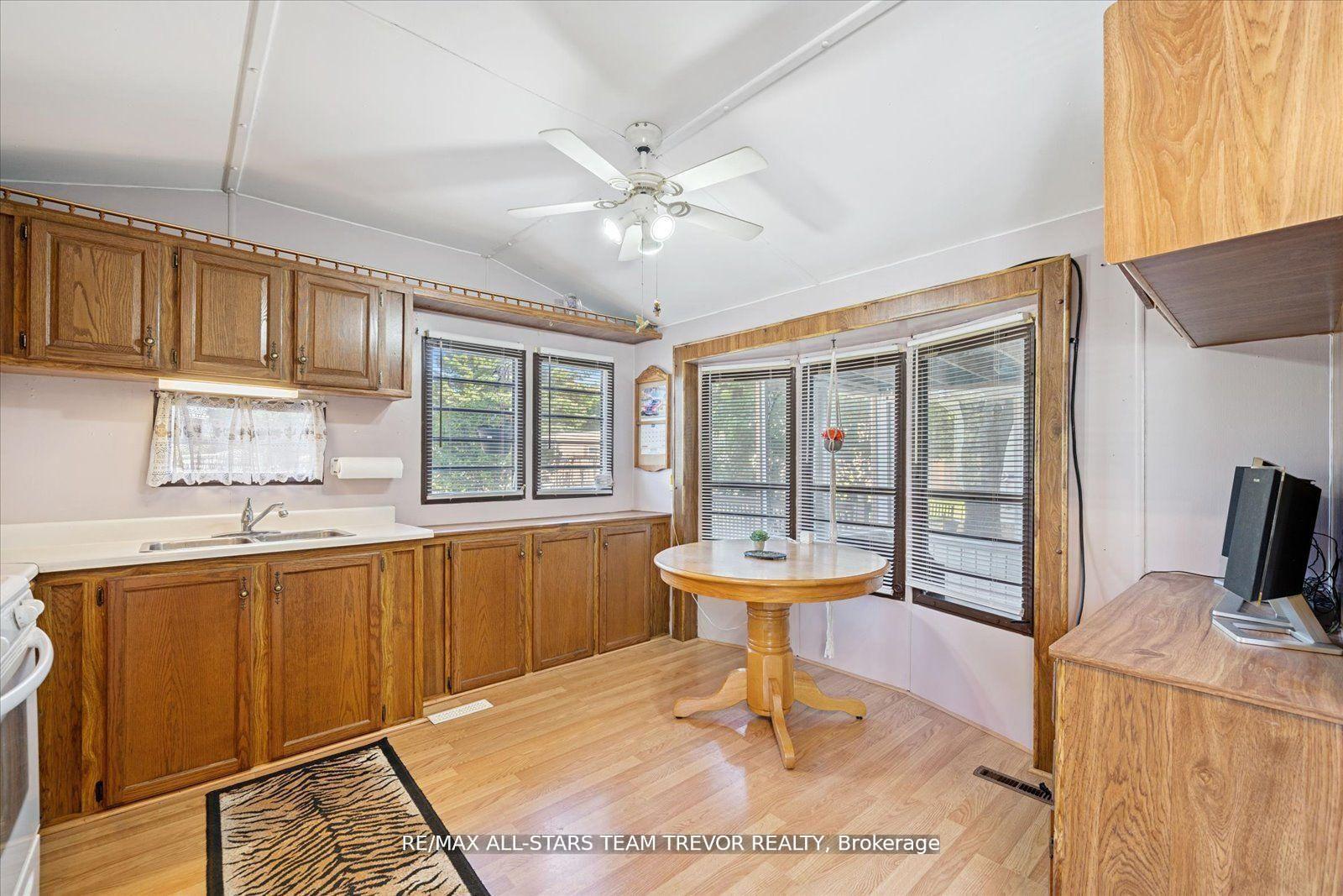 Photo 14 of Unit #336, 285 Crydermans Side Road, Georgina, Baldwin — HOMEH