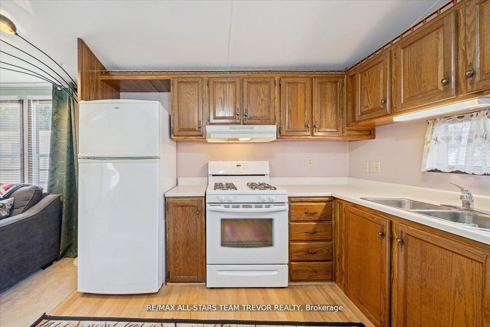 Photo 16 of Unit #336, 285 Crydermans Side Road, Georgina, Baldwin — HOMEH