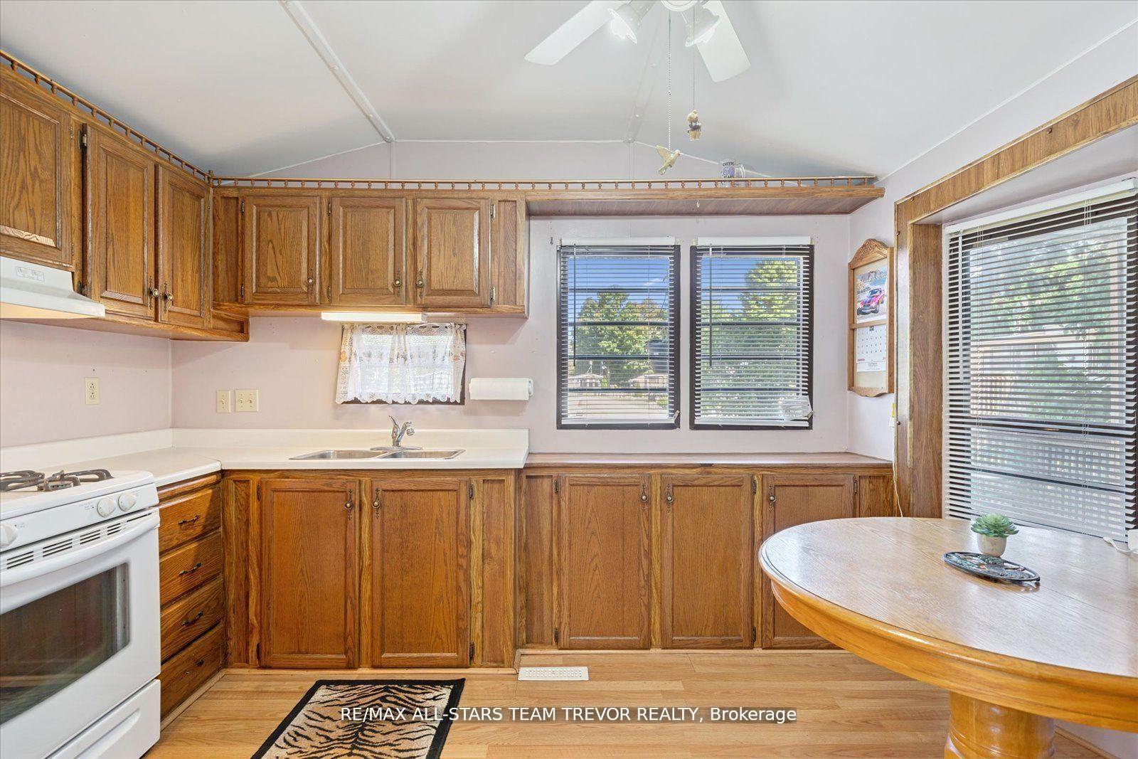 Photo 17 of Unit #336, 285 Crydermans Side Road, Georgina, Baldwin — HOMEH