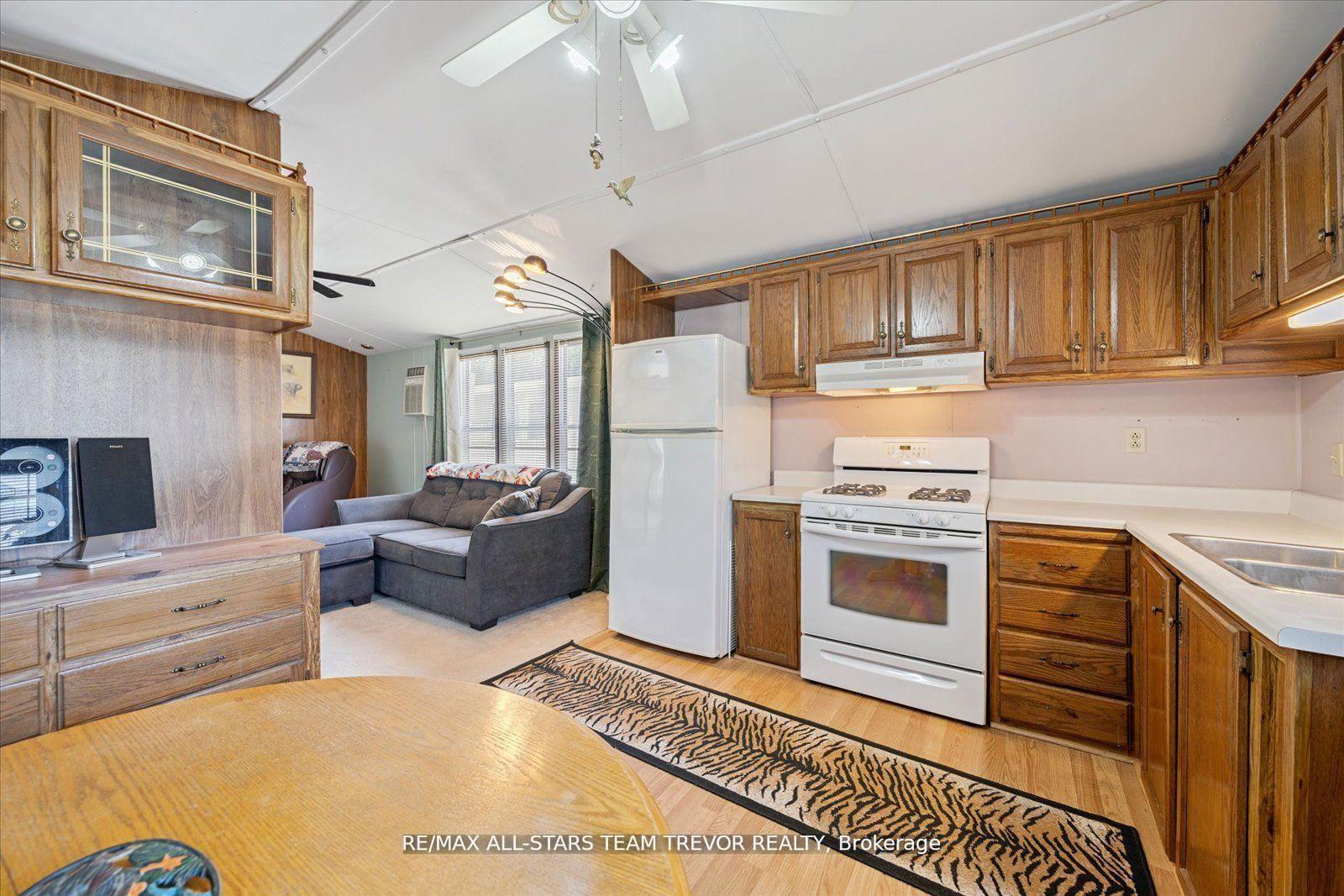 Photo 18 of Unit #336, 285 Crydermans Side Road, Georgina, Baldwin — HOMEH