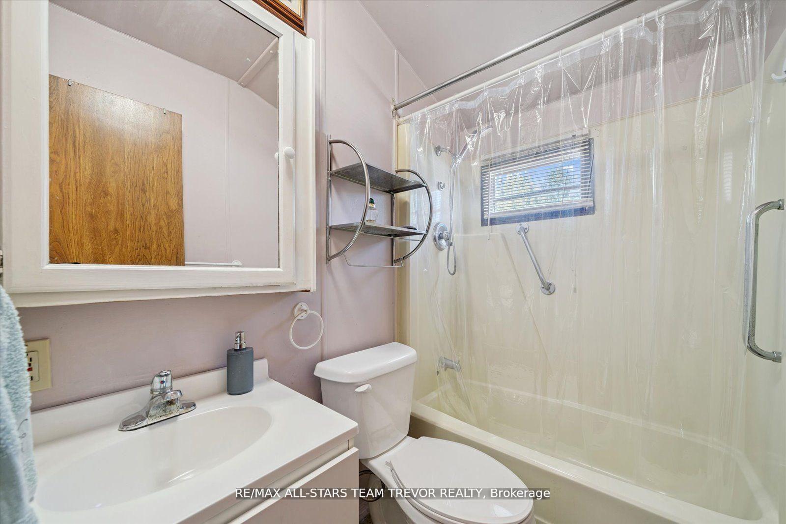 Photo 26 of Unit #336, 285 Crydermans Side Road, Georgina, Baldwin — HOMEH