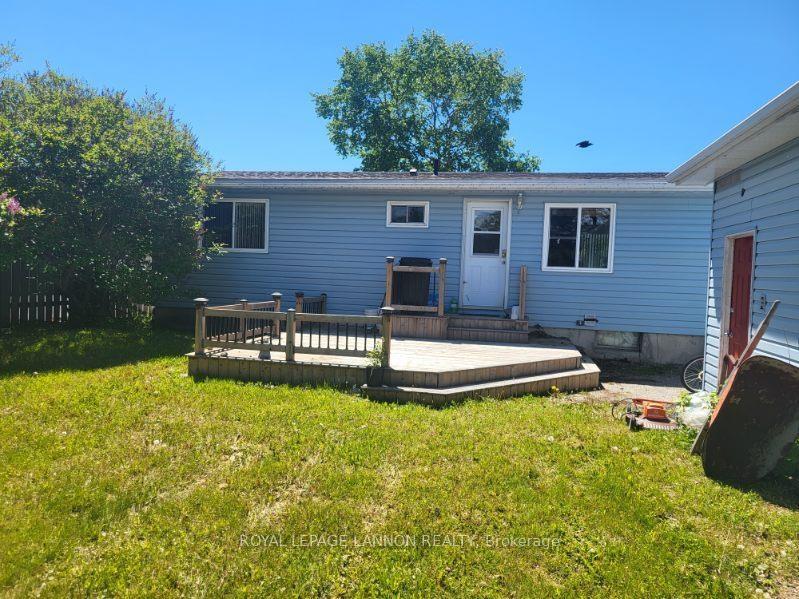 Photo 16 of 29 Birch Drive, Marathon, TB-74 — HOMEH