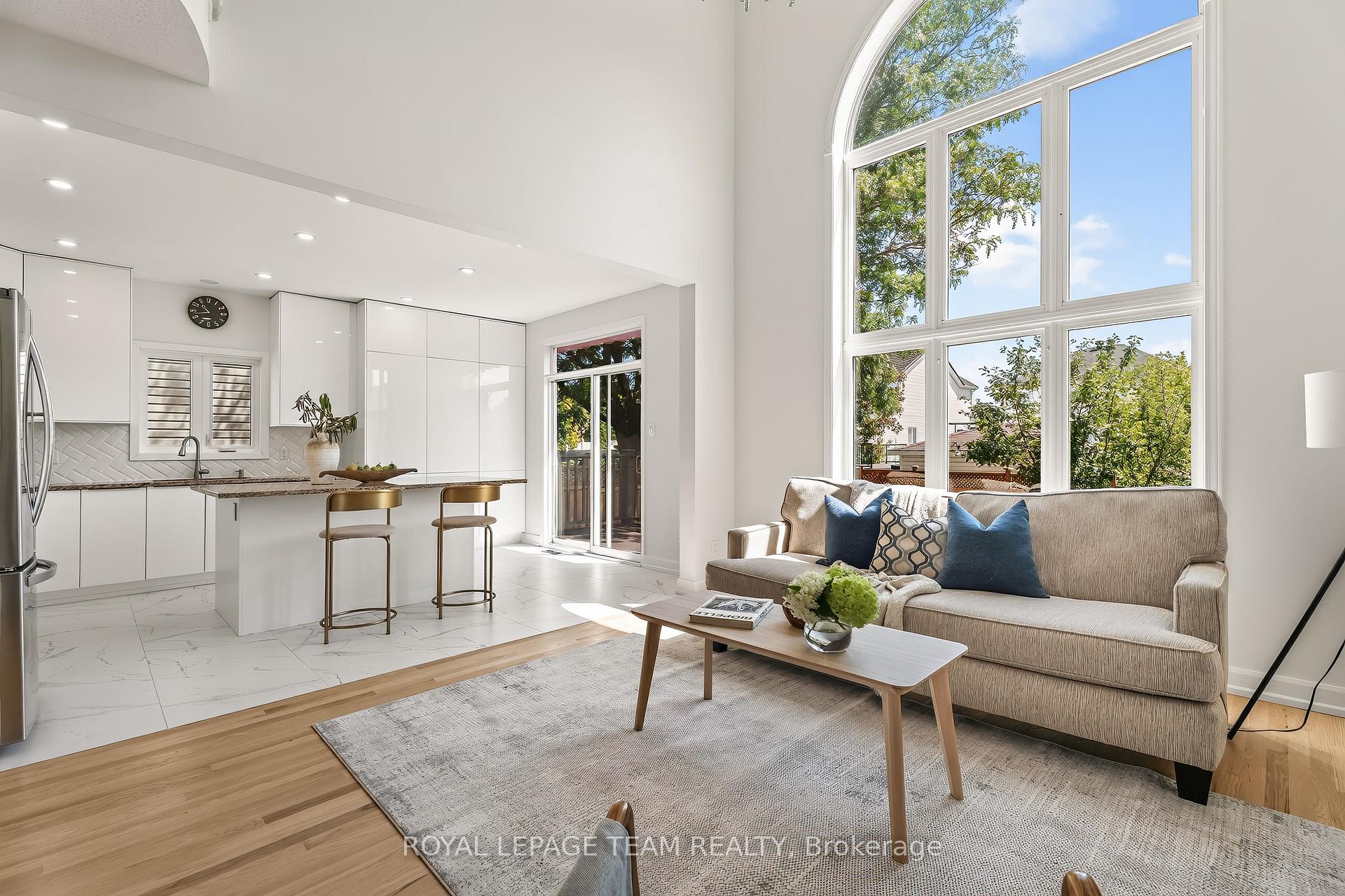 Photo 10 of 28 Borealis Crescent, Ottawa, Carson Meadows — HOMEH
