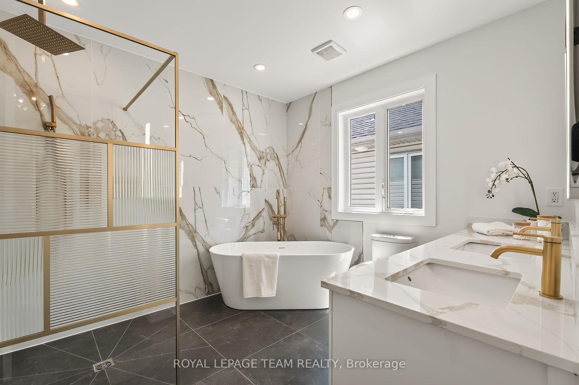 Photo 24 of 28 Borealis Crescent, Ottawa, Carson Meadows — HOMEH