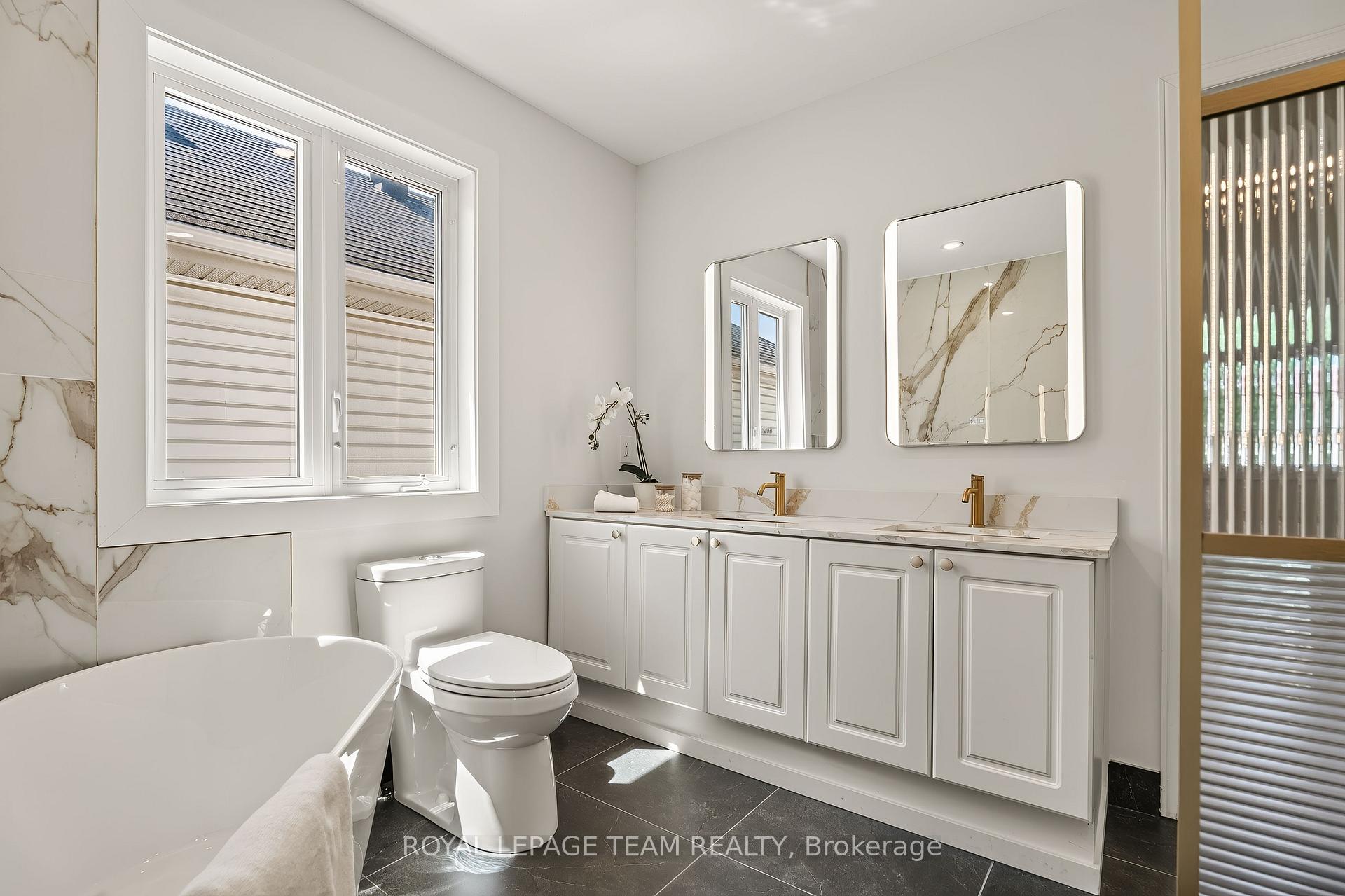 Photo 27 of 28 Borealis Crescent, Ottawa, Carson Meadows — HOMEH