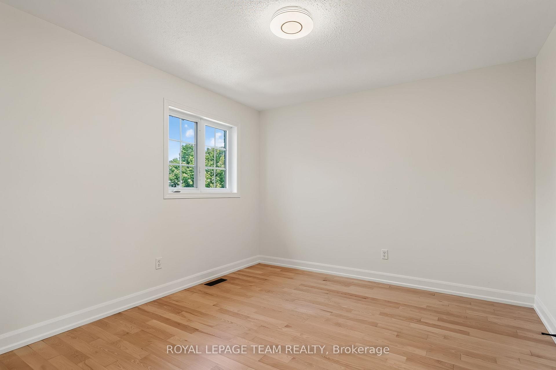 Photo 28 of 28 Borealis Crescent, Ottawa, Carson Meadows — HOMEH