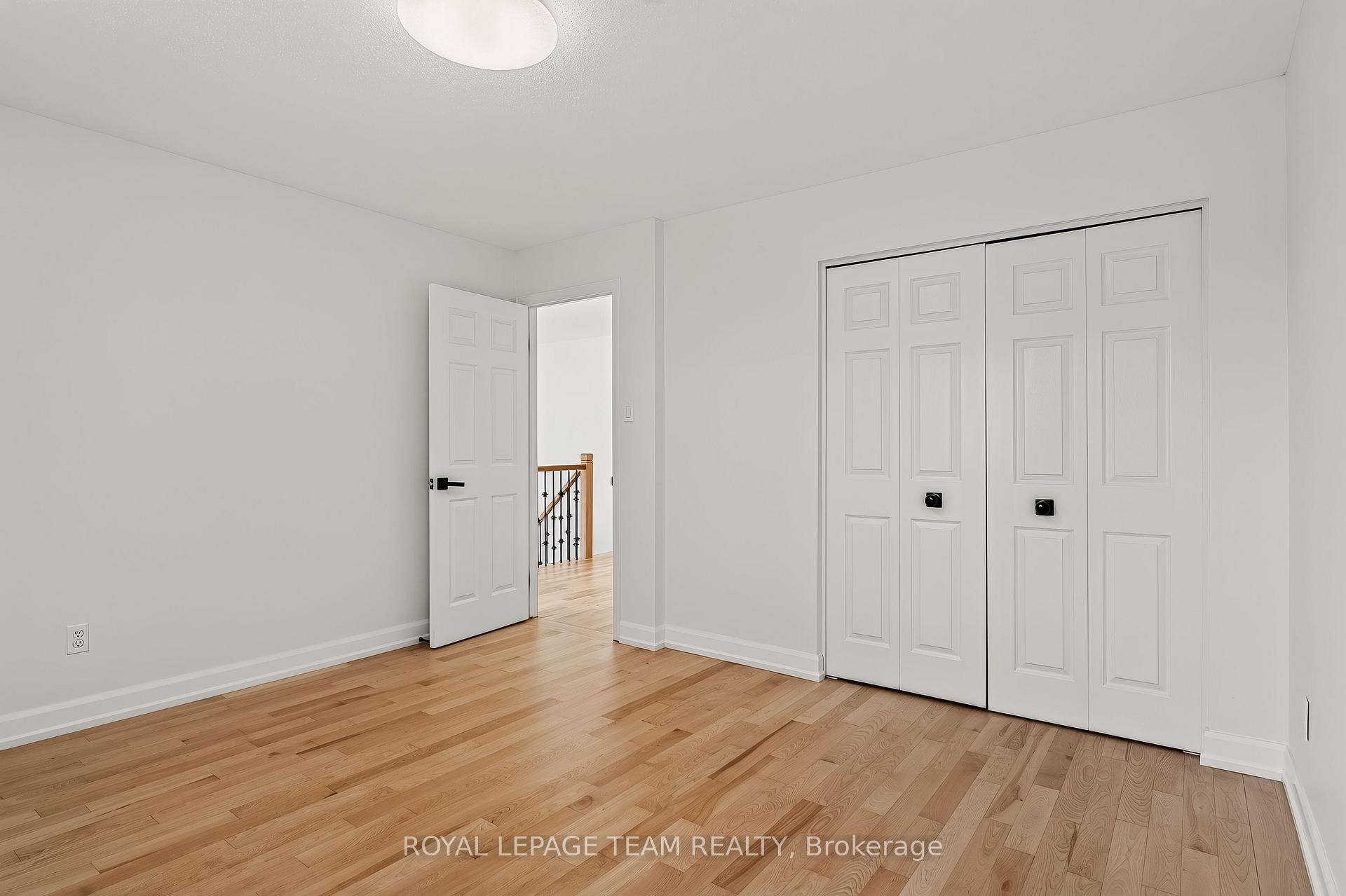 Photo 31 of 28 Borealis Crescent, Ottawa, Carson Meadows — HOMEH