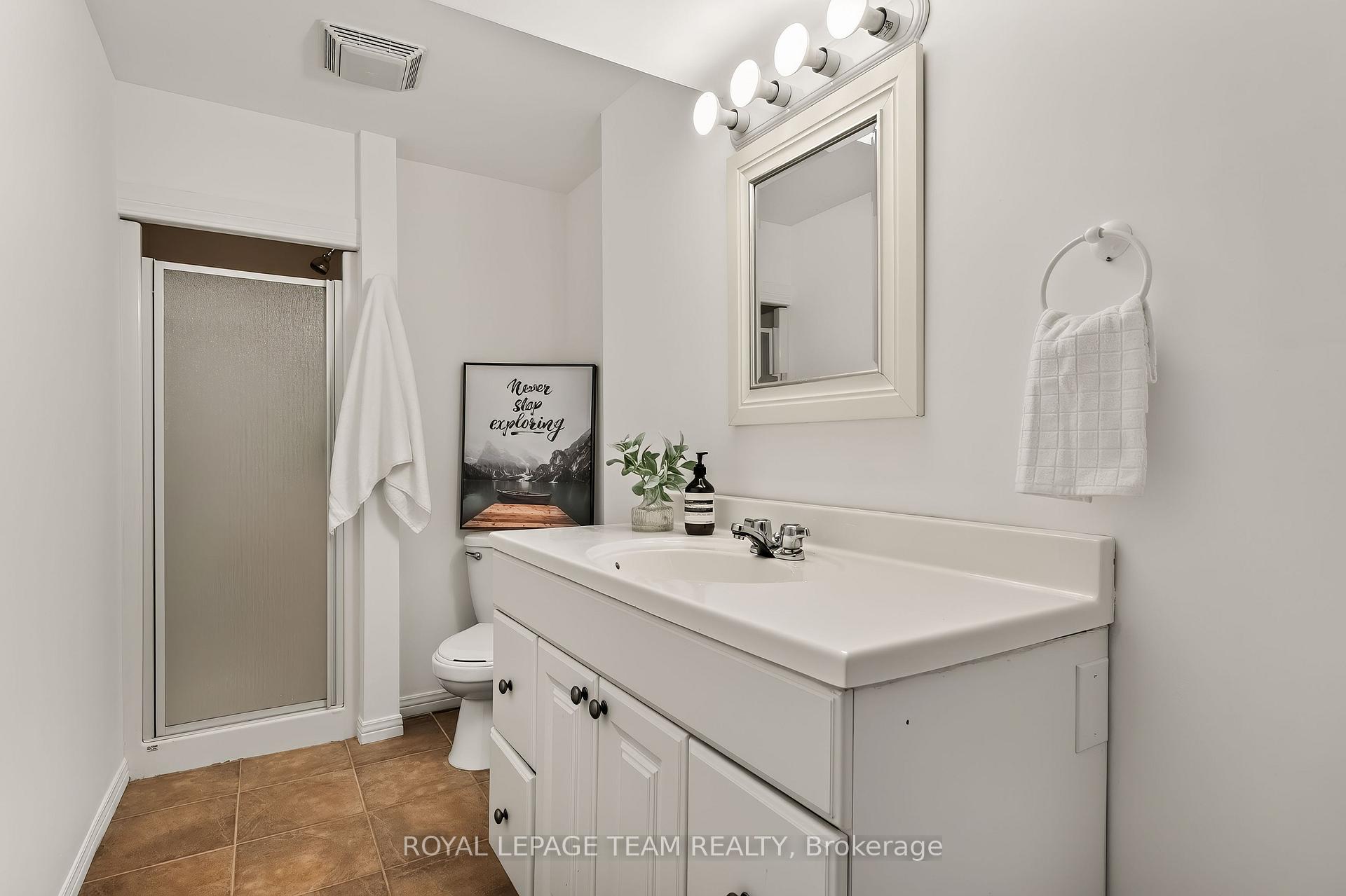 Photo 40 of 28 Borealis Crescent, Ottawa, Carson Meadows — HOMEH
