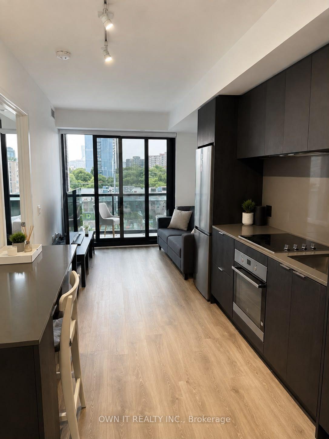 Photo 2 of Unit 403, 86 Dundas Street E, Mississauga, Cooksville — HOMEH