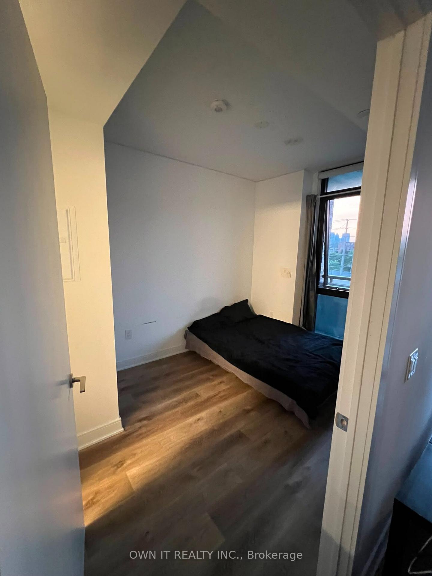 Photo 12 of Unit 403, 86 Dundas Street E, Mississauga, Cooksville — HOMEH