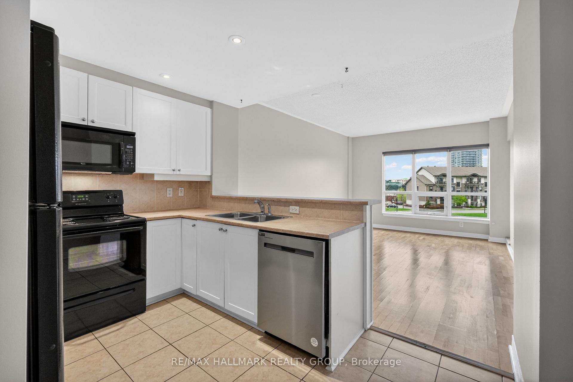 Photo 10 of Unit 301, 1005 Beauparc Private, Ottawa, Cyrville — HOMEH