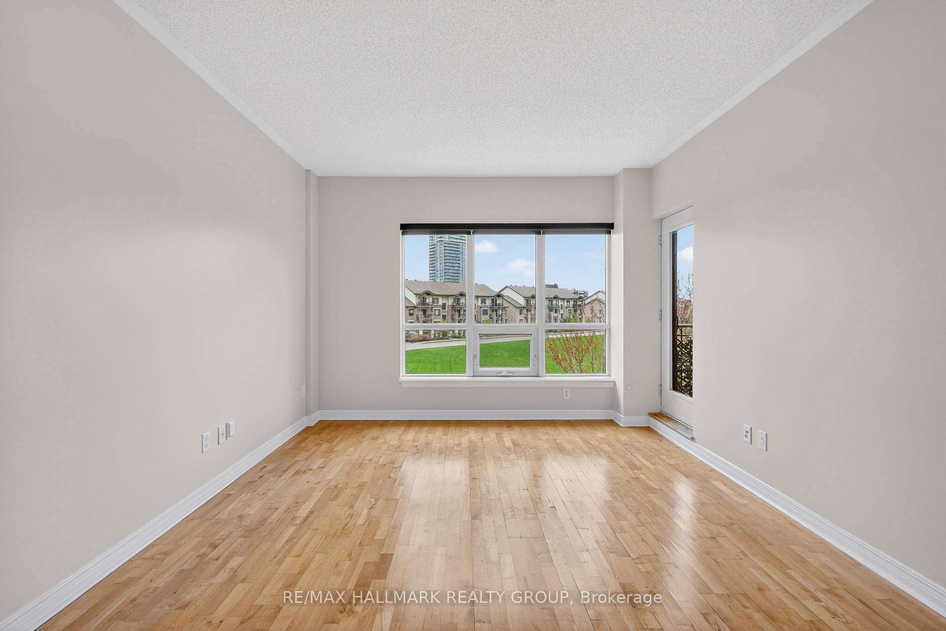 Photo 15 of Unit 301, 1005 Beauparc Private, Ottawa, Cyrville — HOMEH