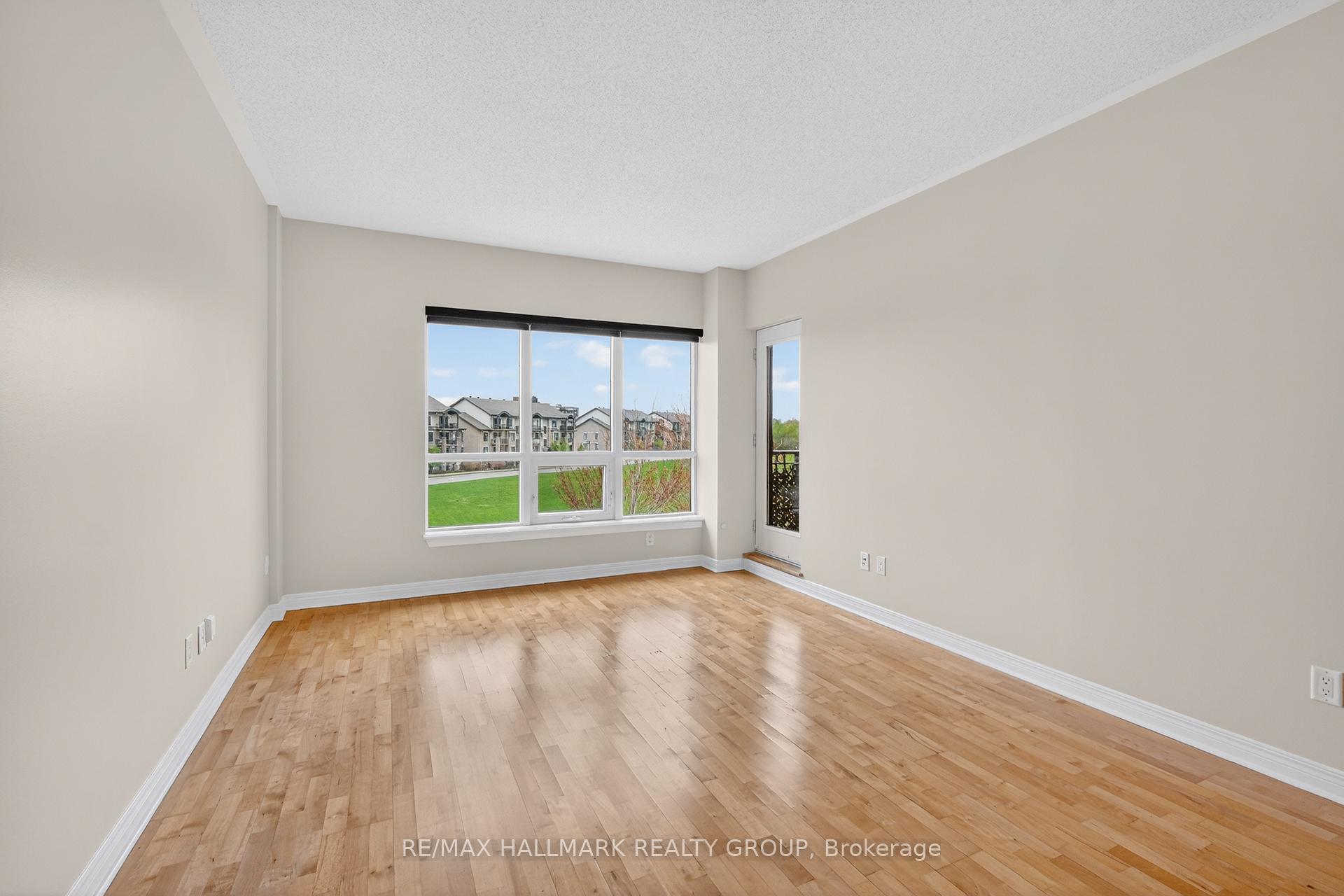 Photo 17 of Unit 301, 1005 Beauparc Private, Ottawa, Cyrville — HOMEH