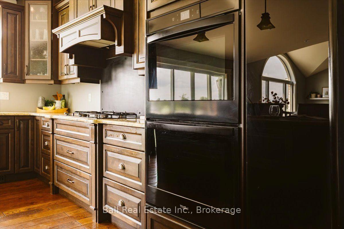 Photo 23 of 1035 Listowel Line, Selwyn — HOMEH