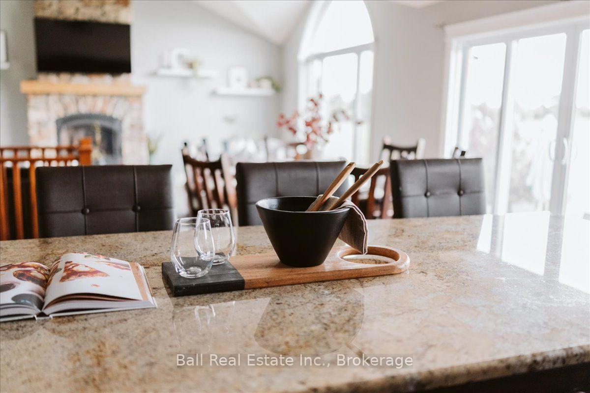 Photo 25 of 1035 Listowel Line, Selwyn — HOMEH