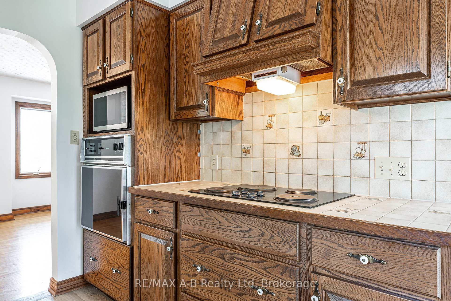 Photo 13 of 34 Warner Street, St. Marys — HOMEH