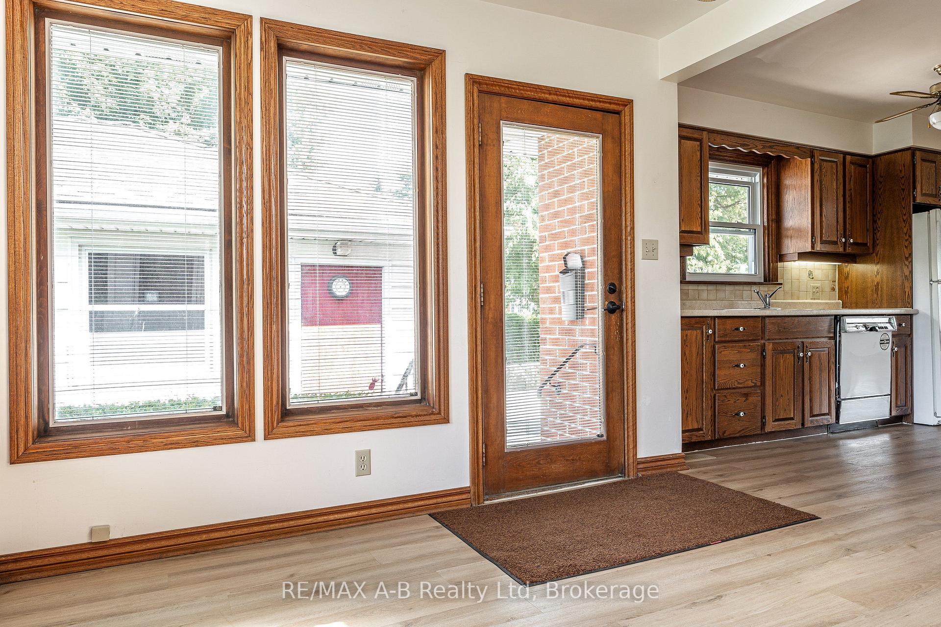 Photo 17 of 34 Warner Street, St. Marys — HOMEH