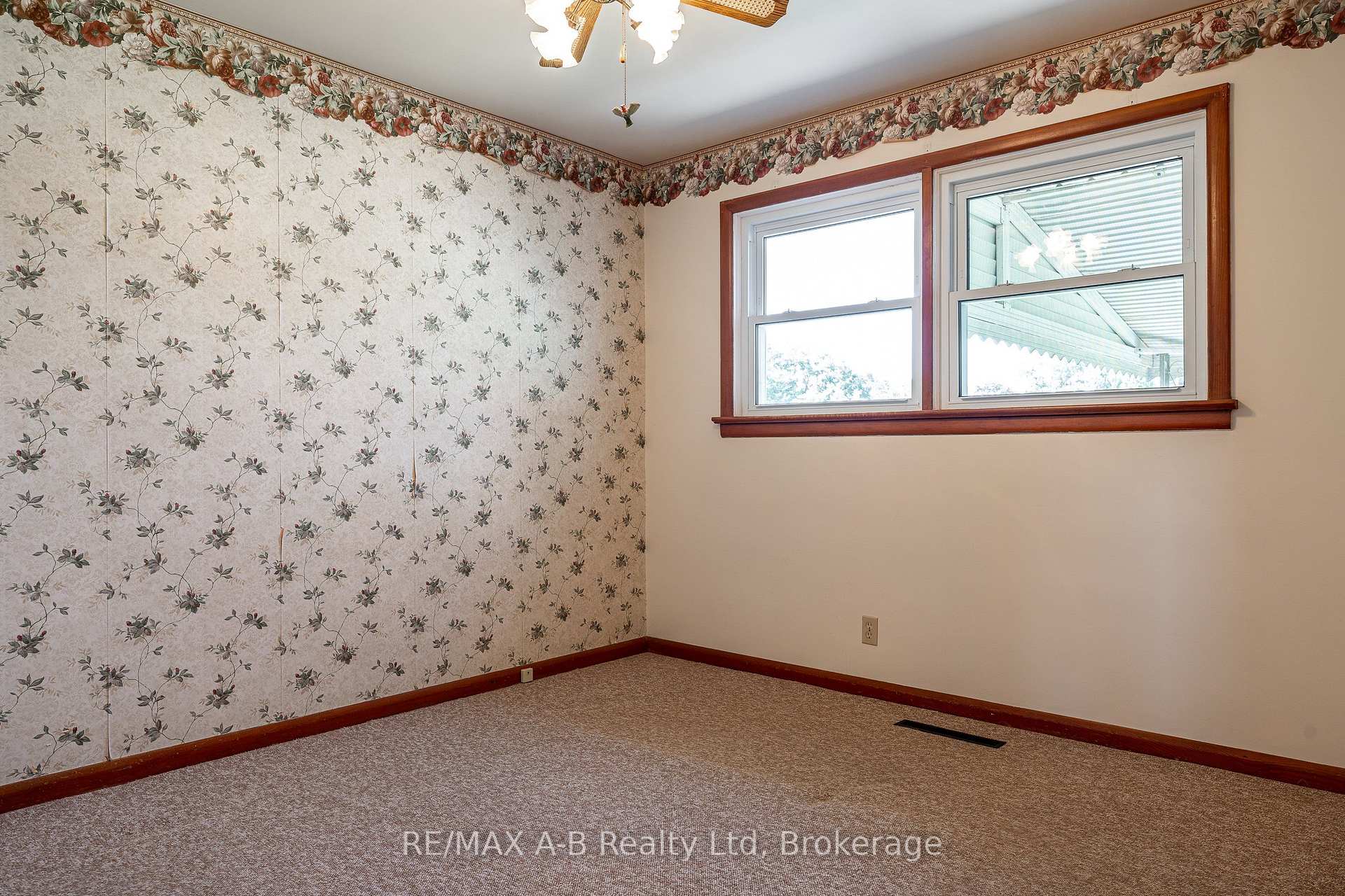 Photo 21 of 34 Warner Street, St. Marys — HOMEH