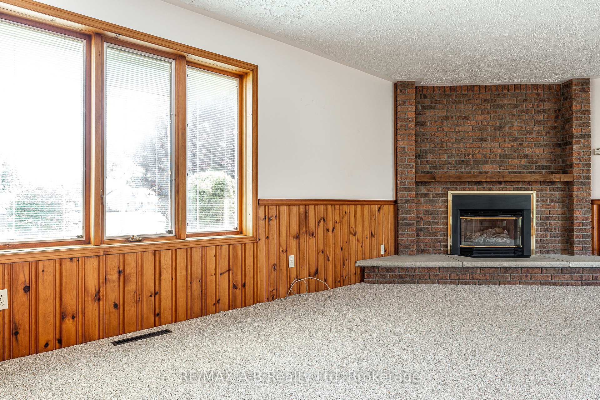 Photo 24 of 34 Warner Street, St. Marys — HOMEH