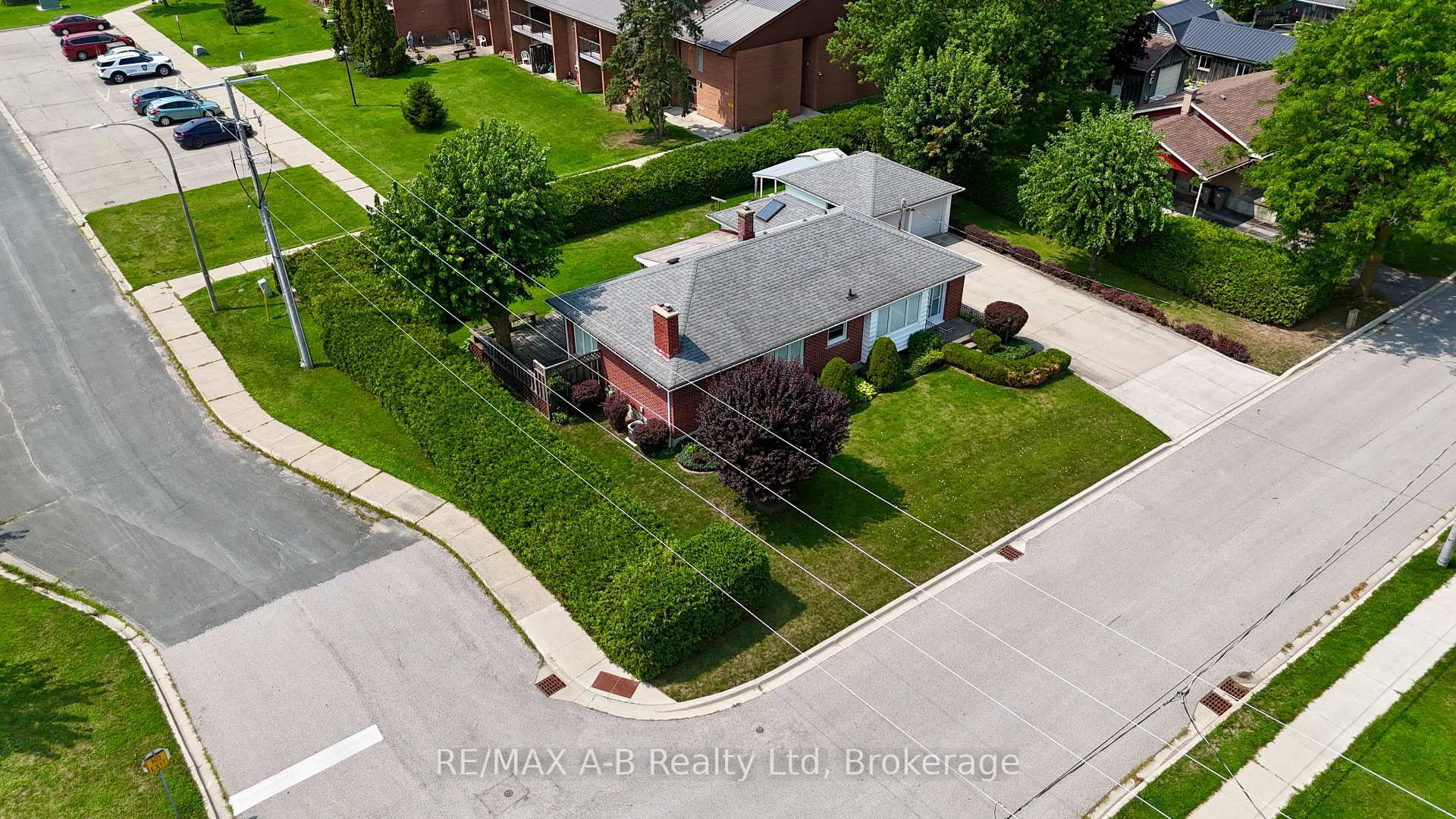 Photo 43 of 34 Warner Street, St. Marys — HOMEH