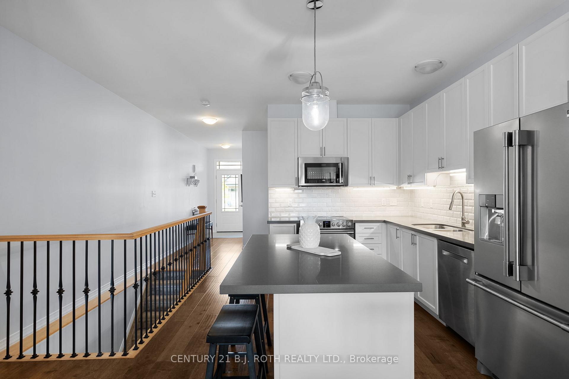 Photo 4 of 117 Isabella Drive, Orillia — HOMEH