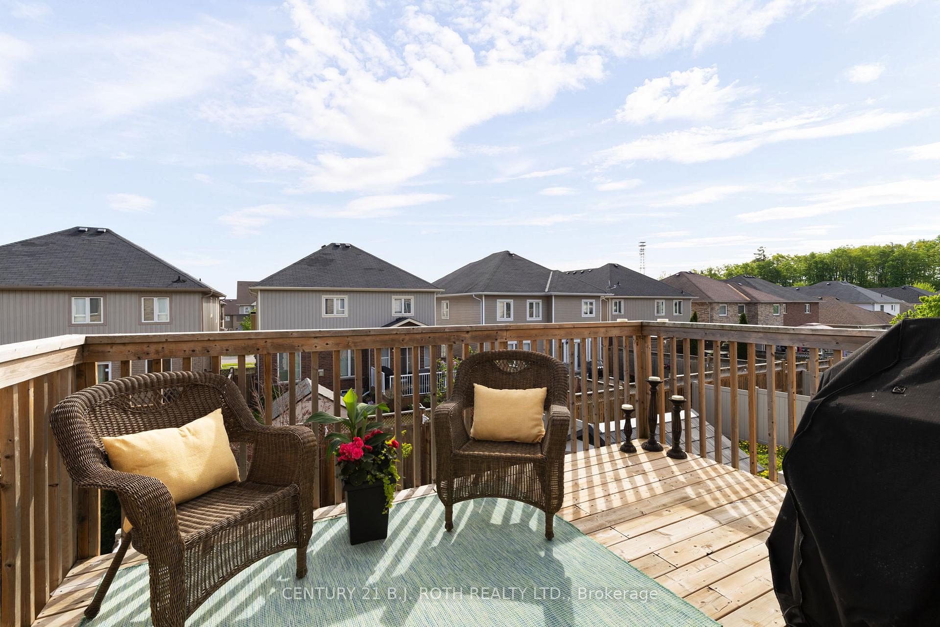 Photo 12 of 117 Isabella Drive, Orillia — HOMEH
