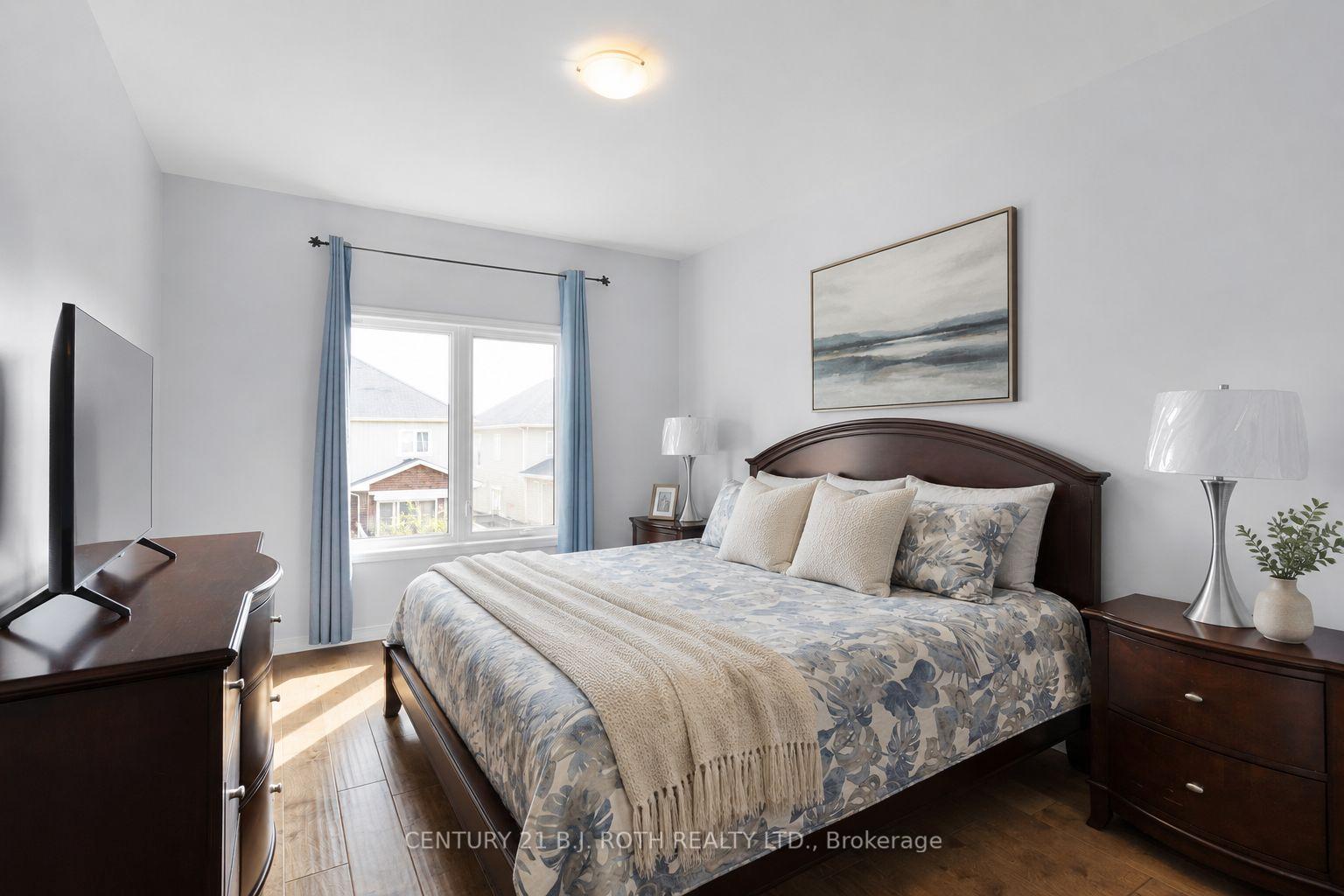 Photo 13 of 117 Isabella Drive, Orillia — HOMEH