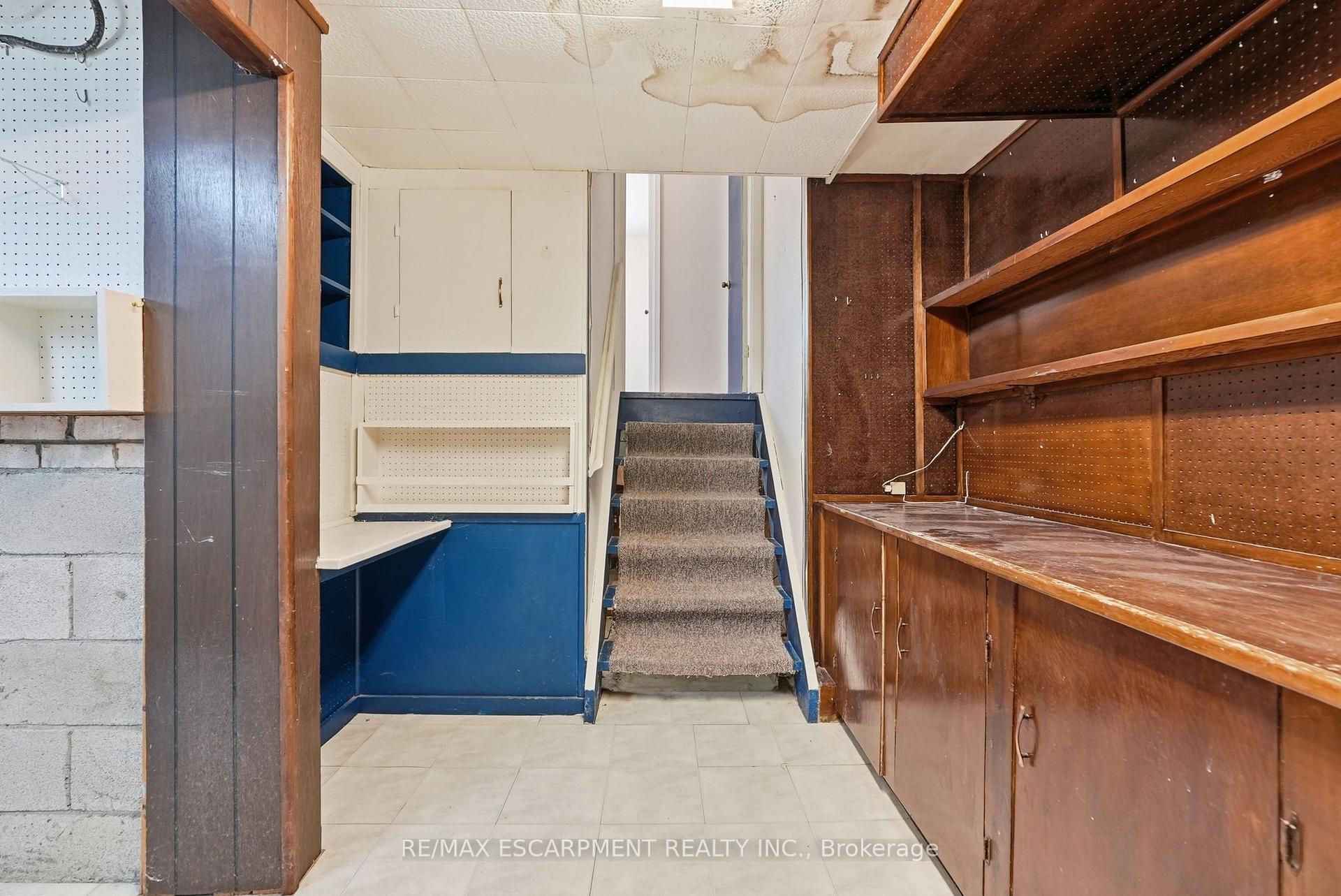Photo 31 of 2469 Padstow Crescent, Mississauga, Clarkson — HOMEH