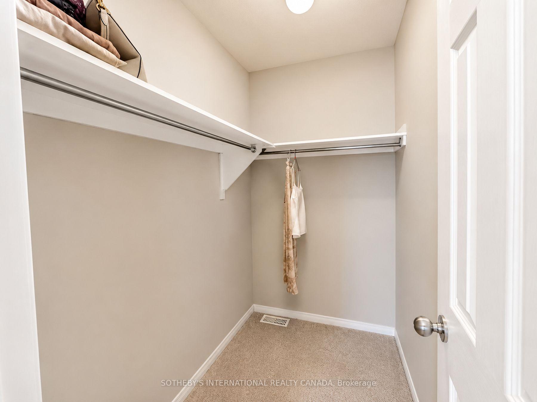 Photo 14 of 198 Keltie Private, Ottawa, Barrhaven - Longfields — HOMEH