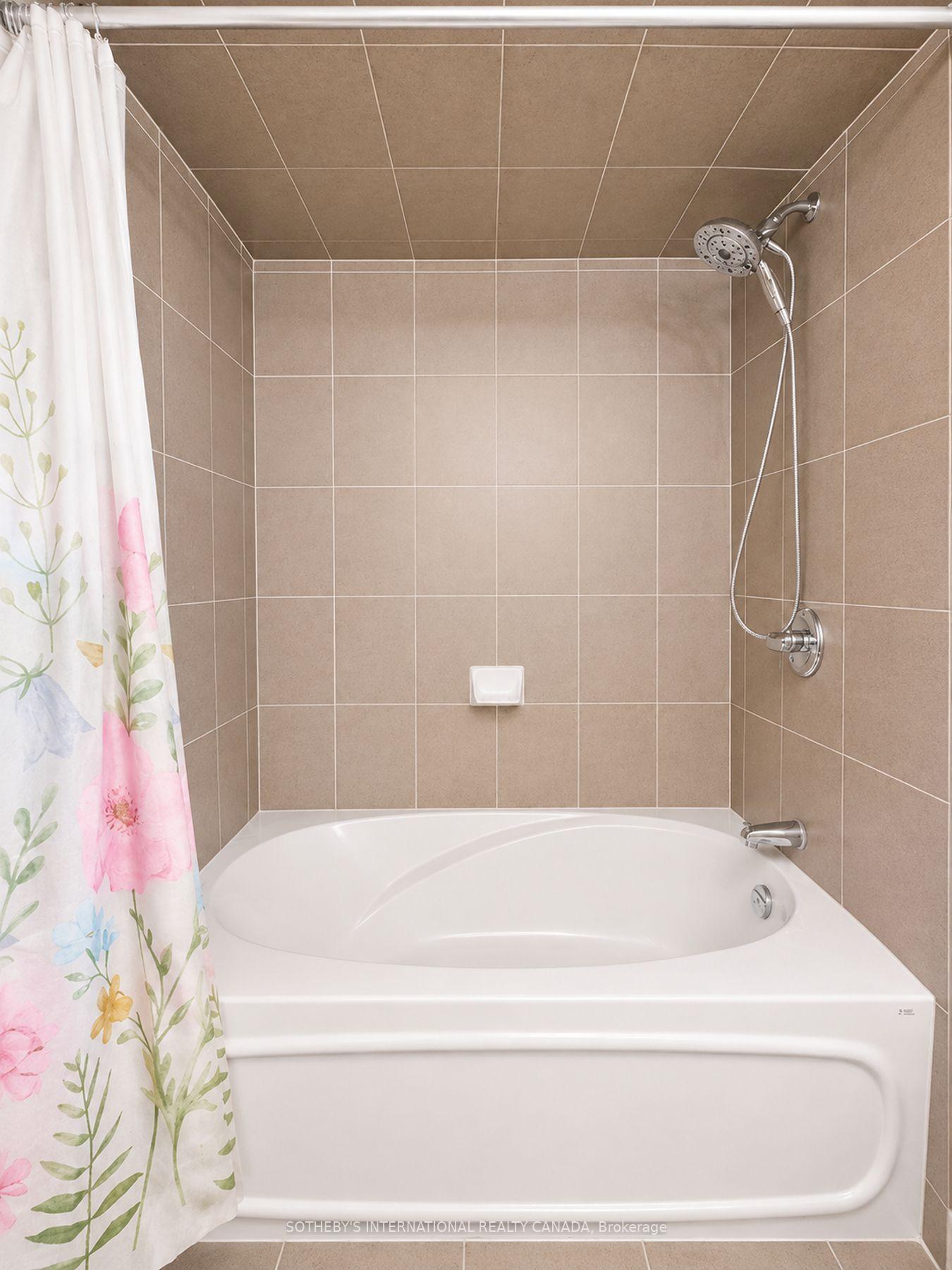 Photo 16 of 198 Keltie Private, Ottawa, Barrhaven - Longfields — HOMEH