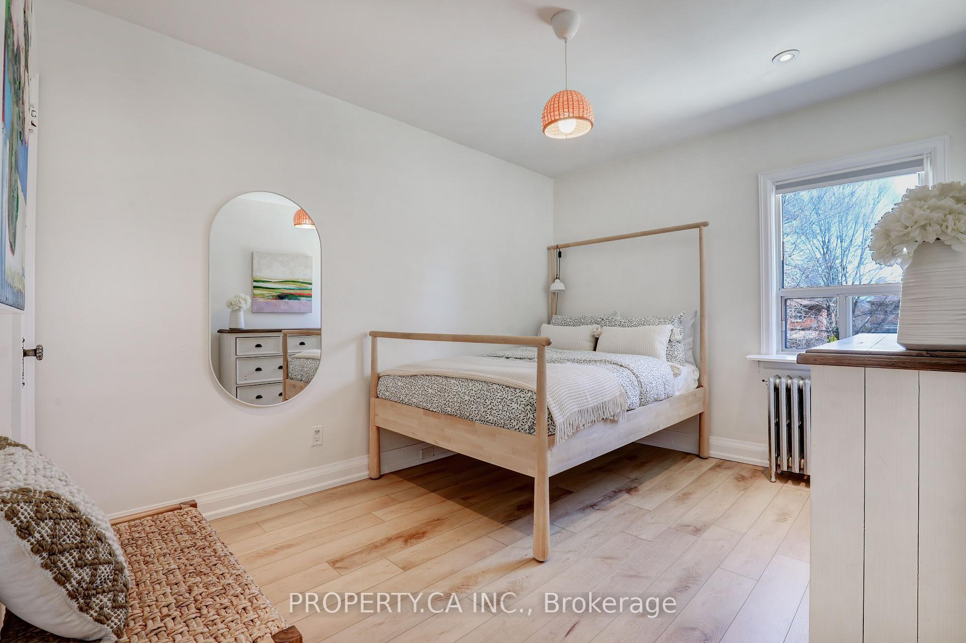 Photo 17 of 135 Cadorna Avenue, Toronto, East York — HOMEH