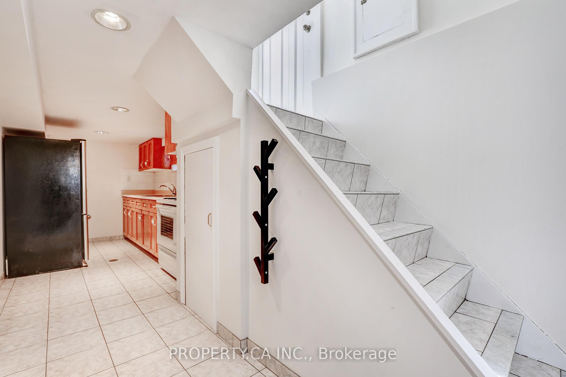 Photo 24 of 135 Cadorna Avenue, Toronto, East York — HOMEH
