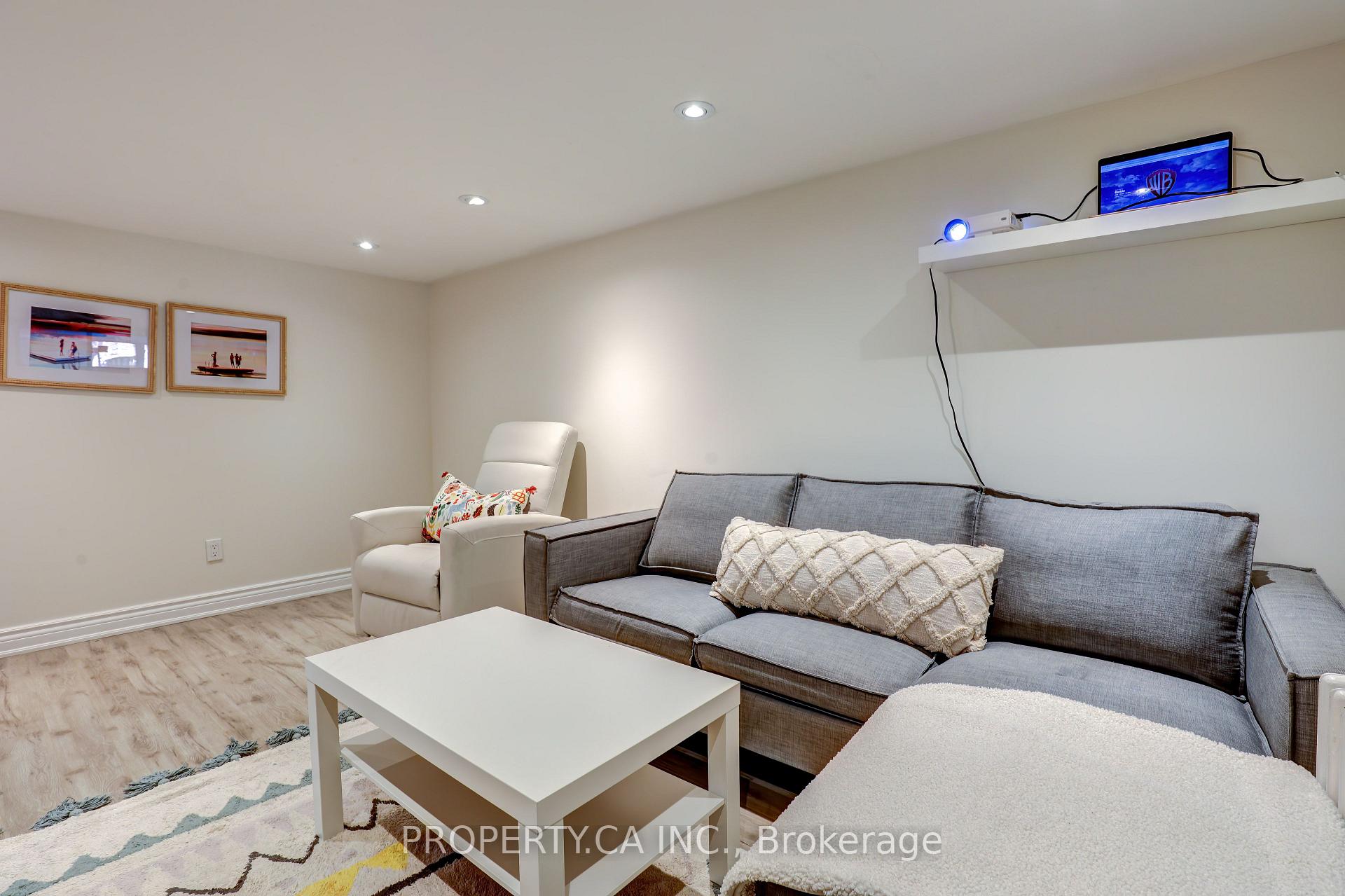 Photo 30 of 135 Cadorna Avenue, Toronto, East York — HOMEH