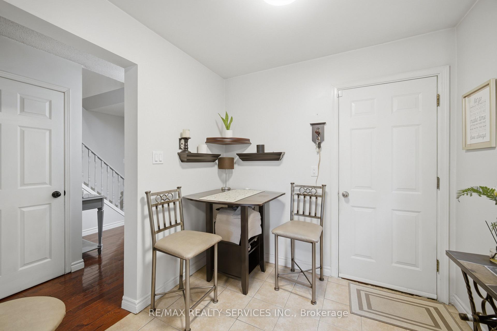 Photo 19 of 10 Valonia Drive, Brampton, Brampton North — HOMEH