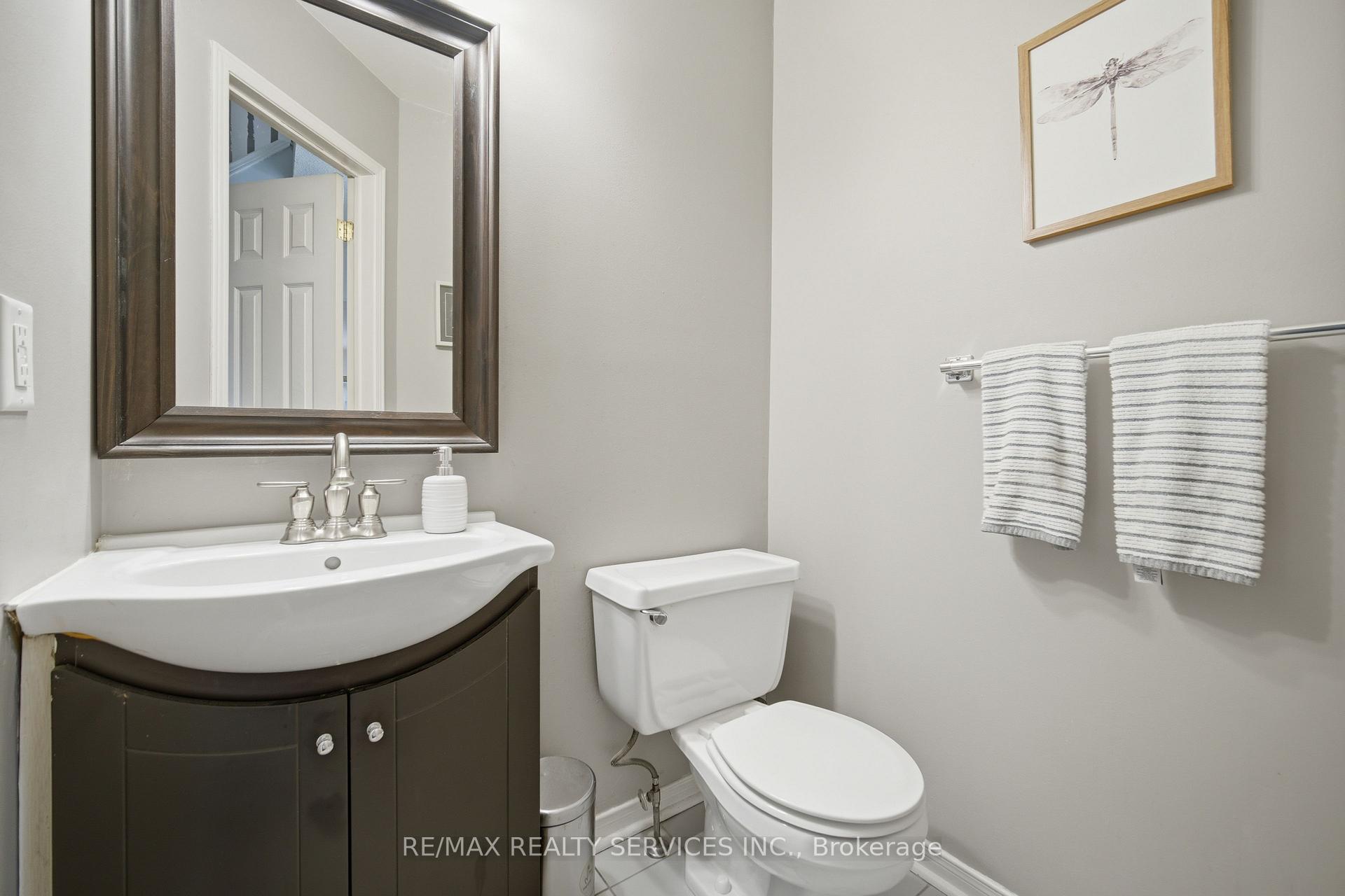 Photo 20 of 10 Valonia Drive, Brampton, Brampton North — HOMEH