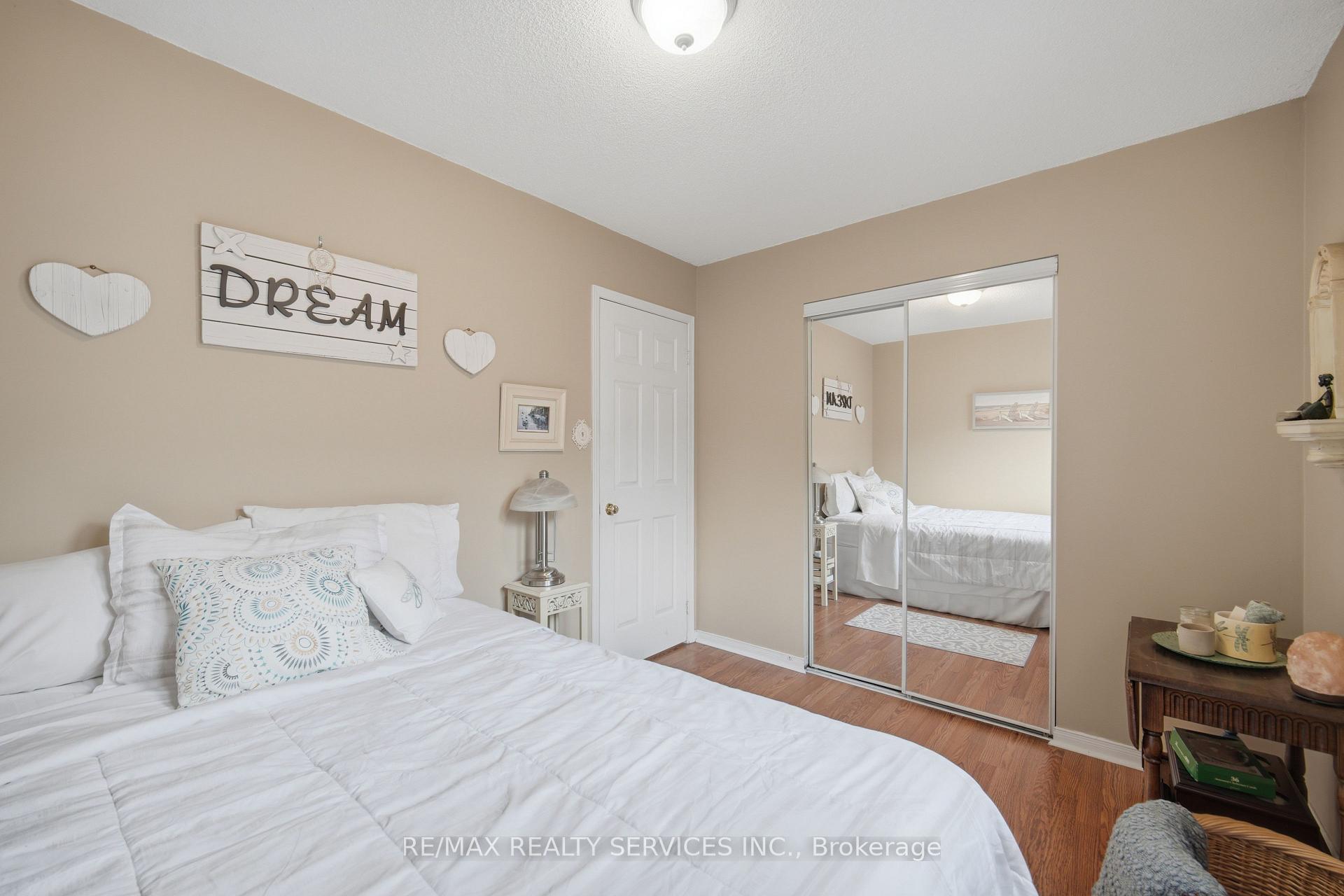 Photo 26 of 10 Valonia Drive, Brampton, Brampton North — HOMEH