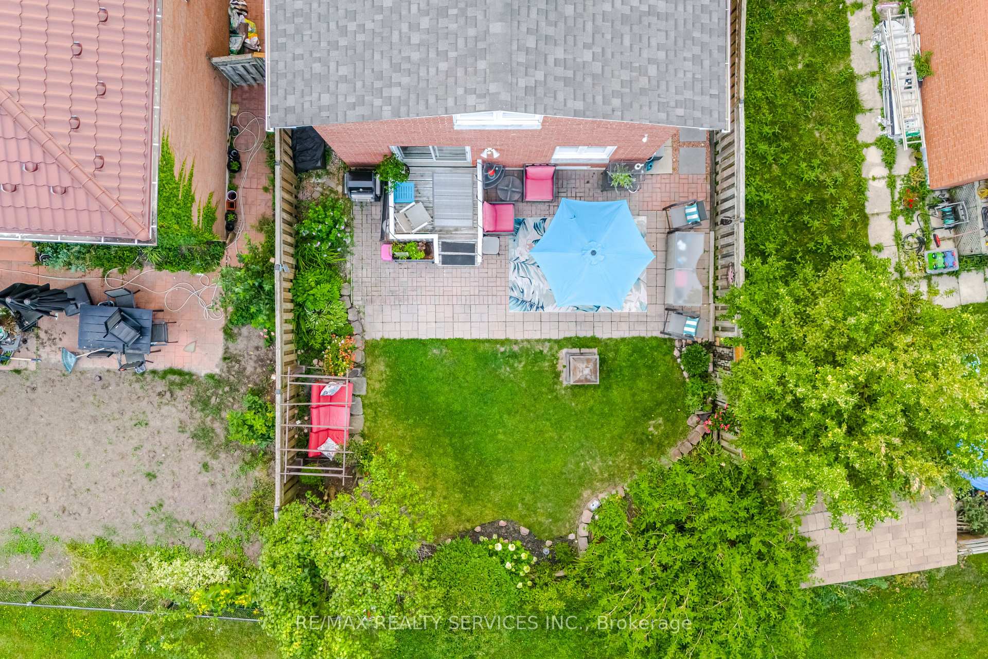Photo 45 of 10 Valonia Drive, Brampton, Brampton North — HOMEH